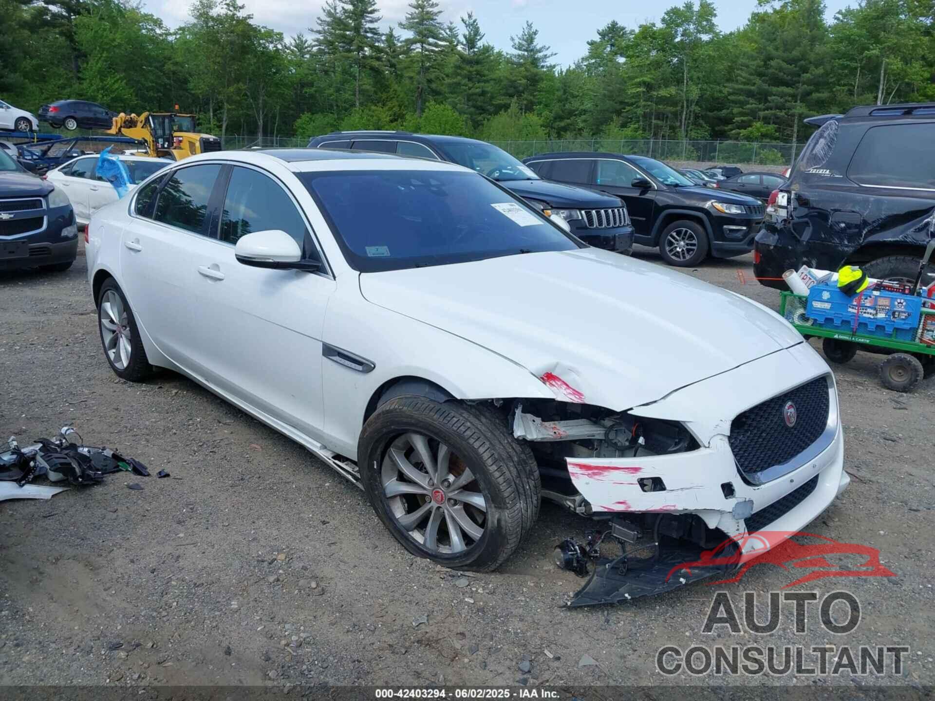 JAGUAR XF 2017 - SAJBJ4BN3HCY35057