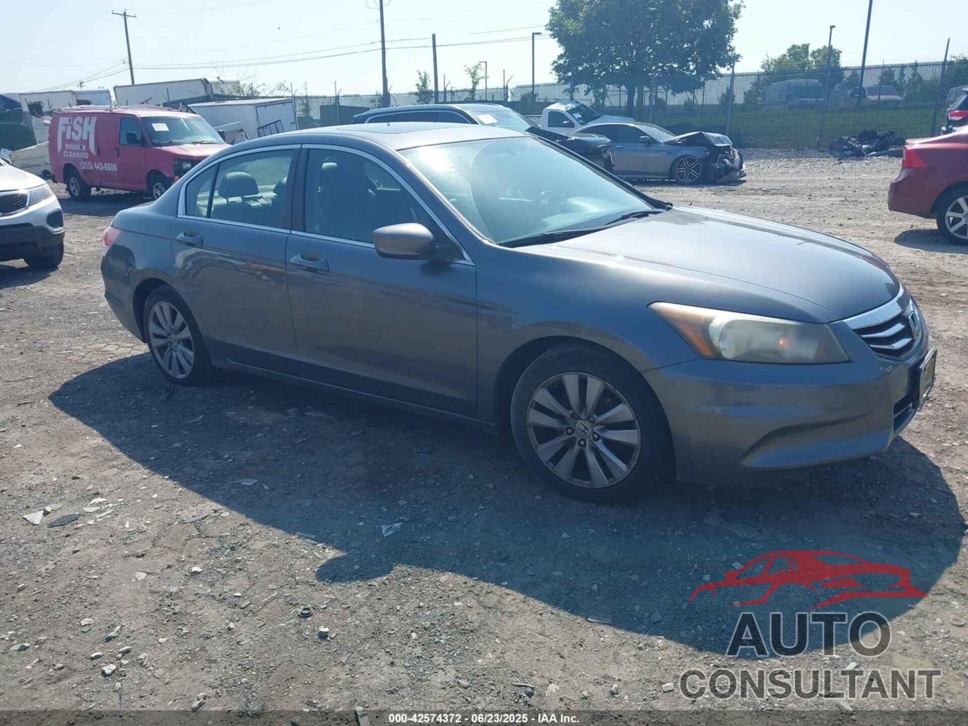 HONDA ACCORD 2011 - 1HGCP2F83BA053212