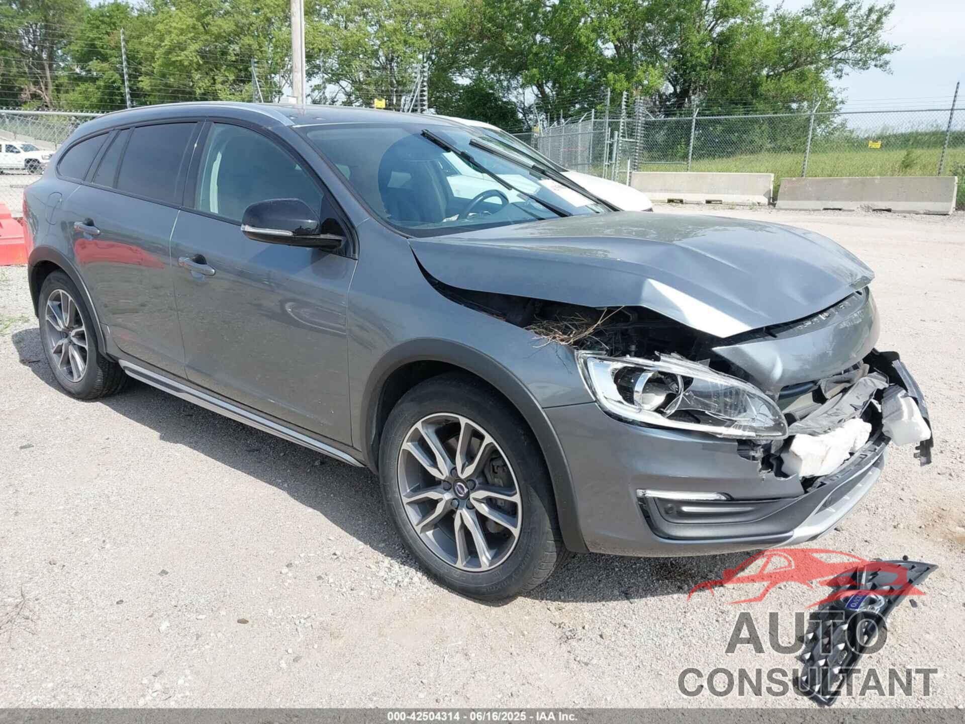 VOLVO V60 CROSS COUNTRY 2018 - YV440MWK5J2044158