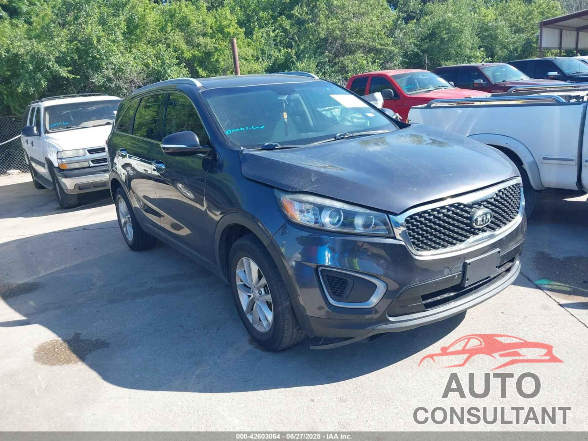 KIA SORENTO 2017 - 5XYPG4A36HG297310