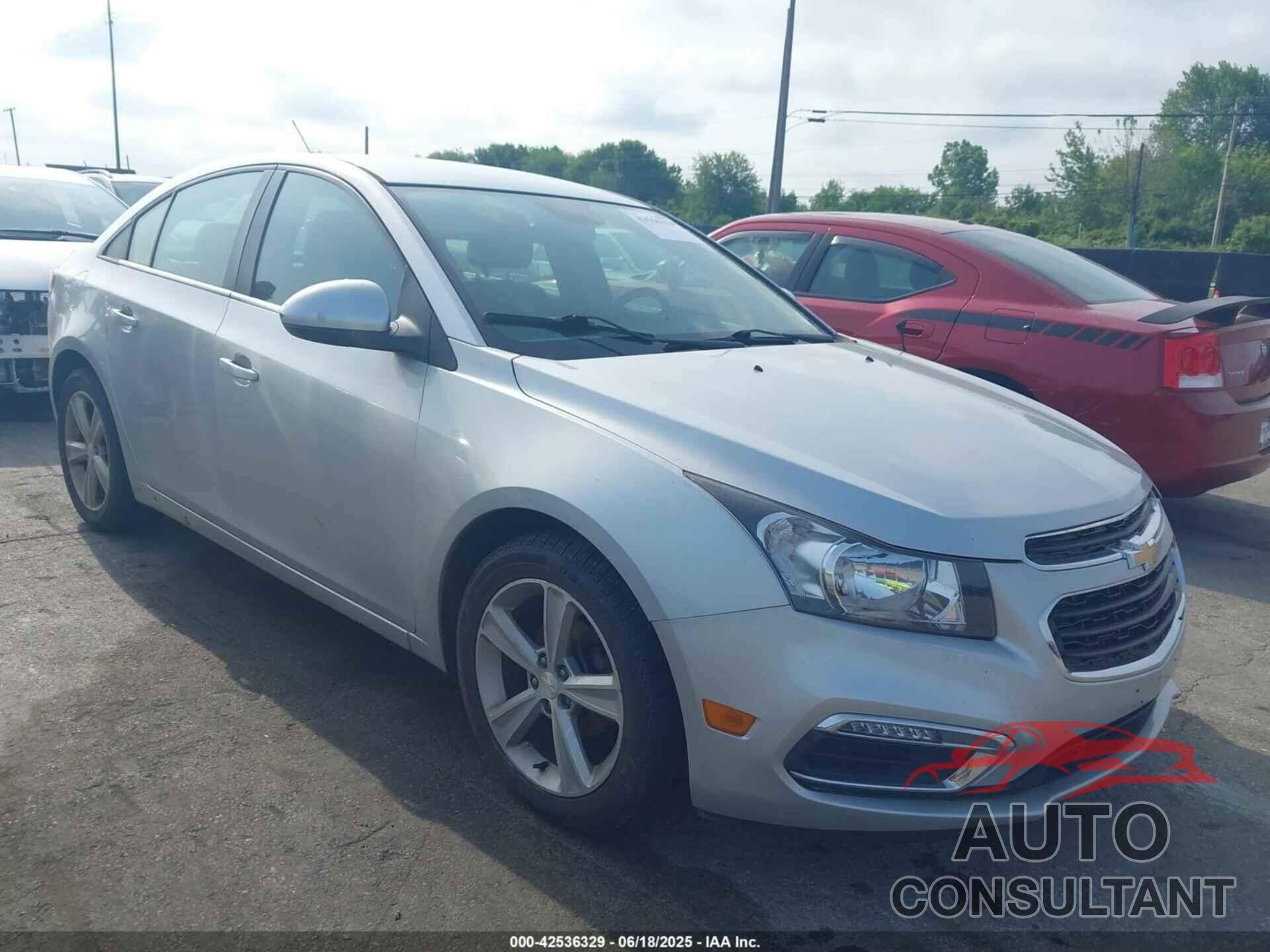 CHEVROLET CRUZE 2015 - 1G1PE5SB2F7289161