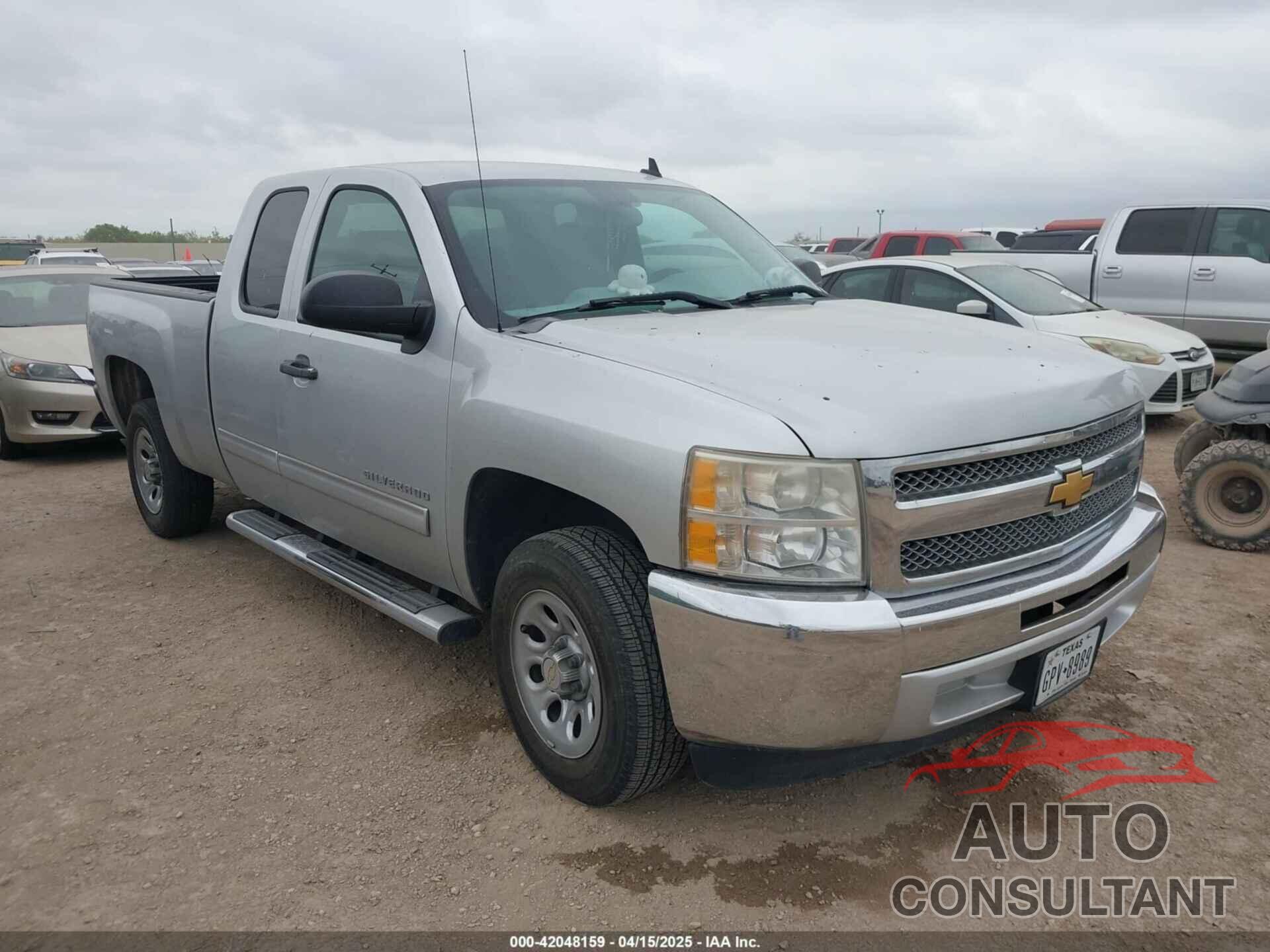CHEVROLET SILVERADO 1500 2012 - 1GCRCREA2CZ301258