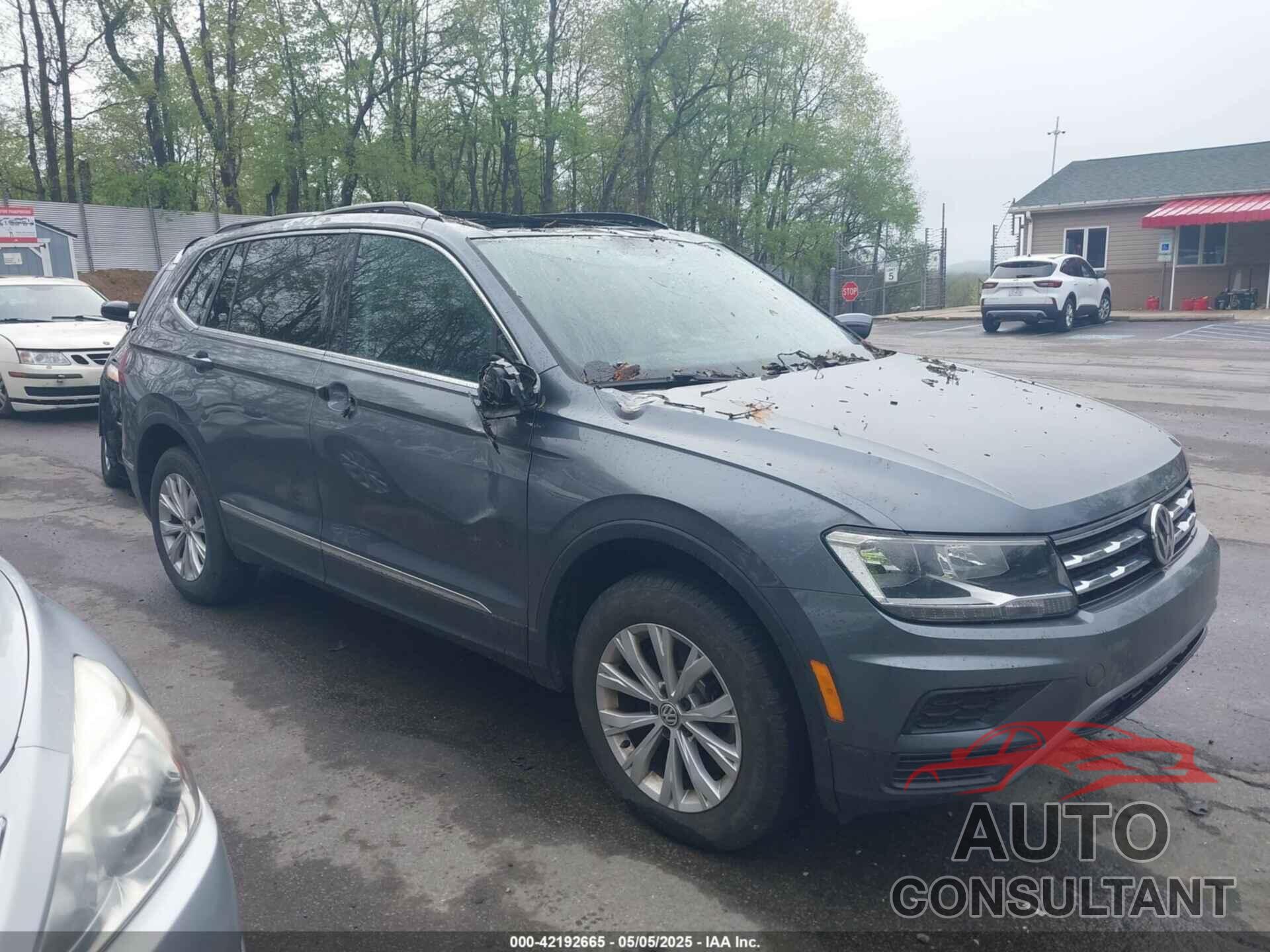 VOLKSWAGEN TIGUAN 2018 - 3VV2B7AX6JM131487