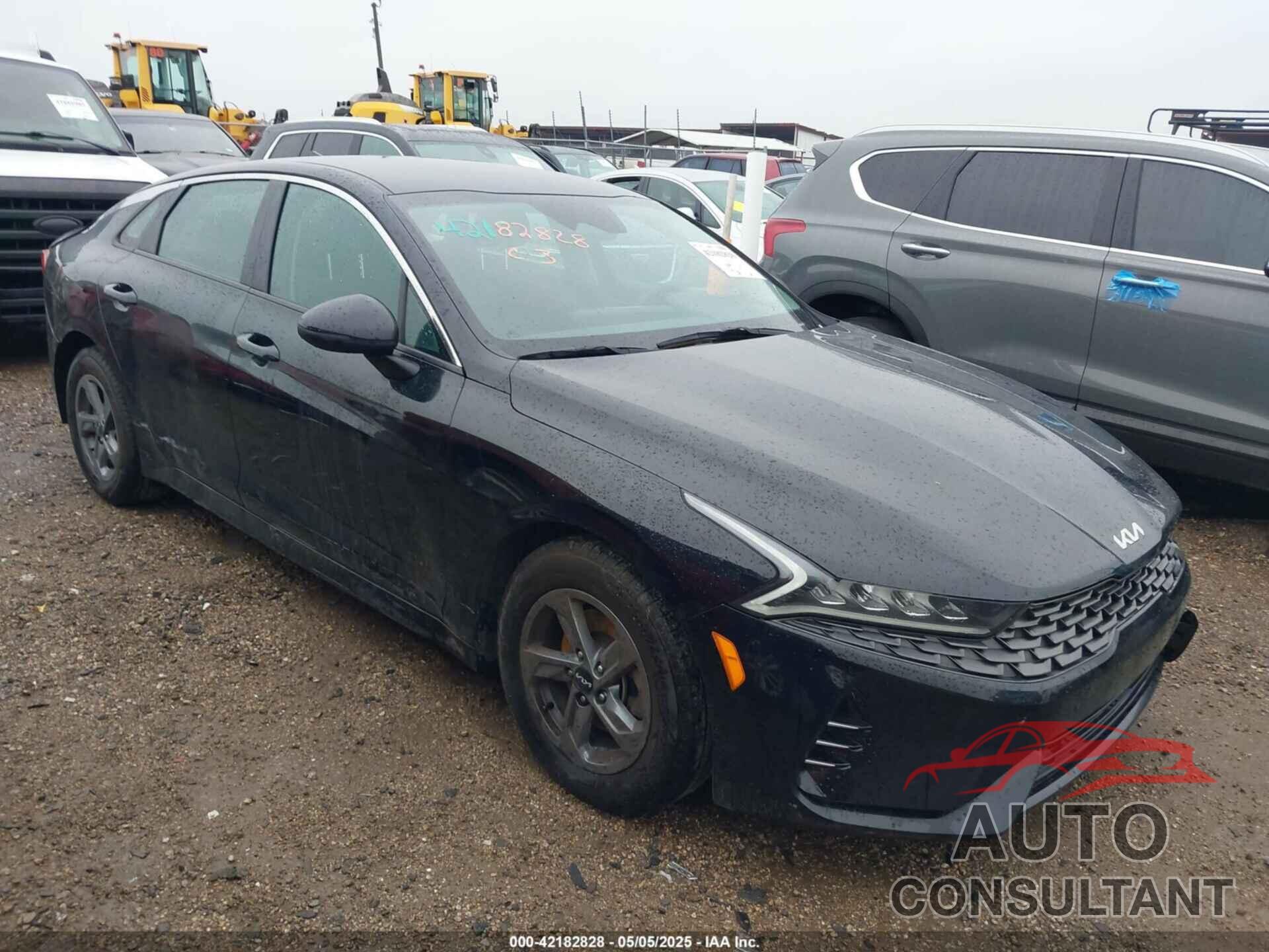 KIA K5 2022 - 5XXG24J24NG088461
