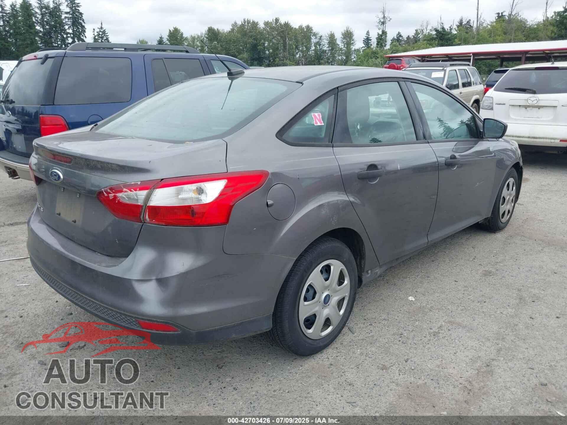 FORD FOCUS 2012 - 1FAHP3E28CL263128