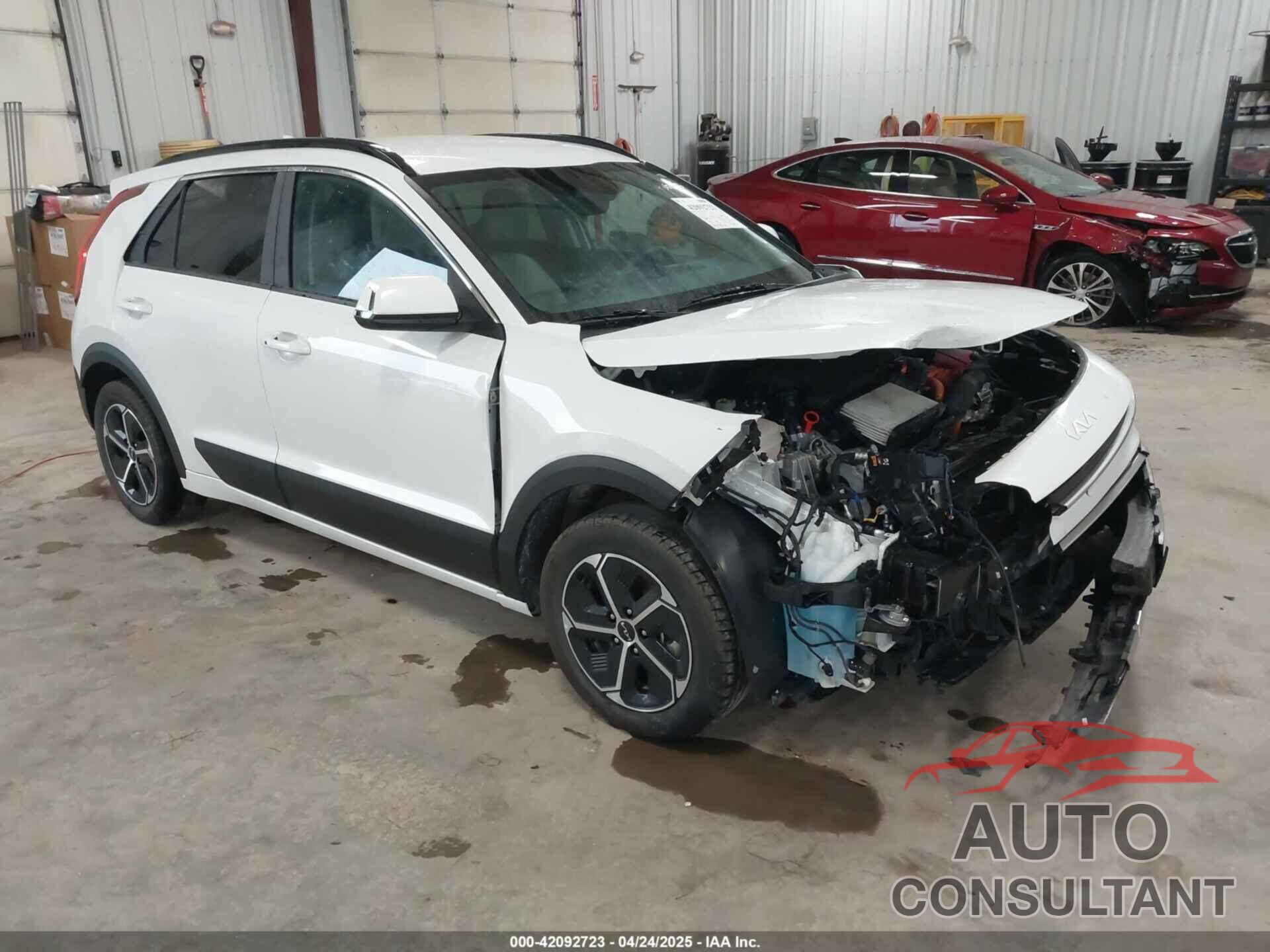 KIA NIRO 2024 - KNDCR3LE0R5121073