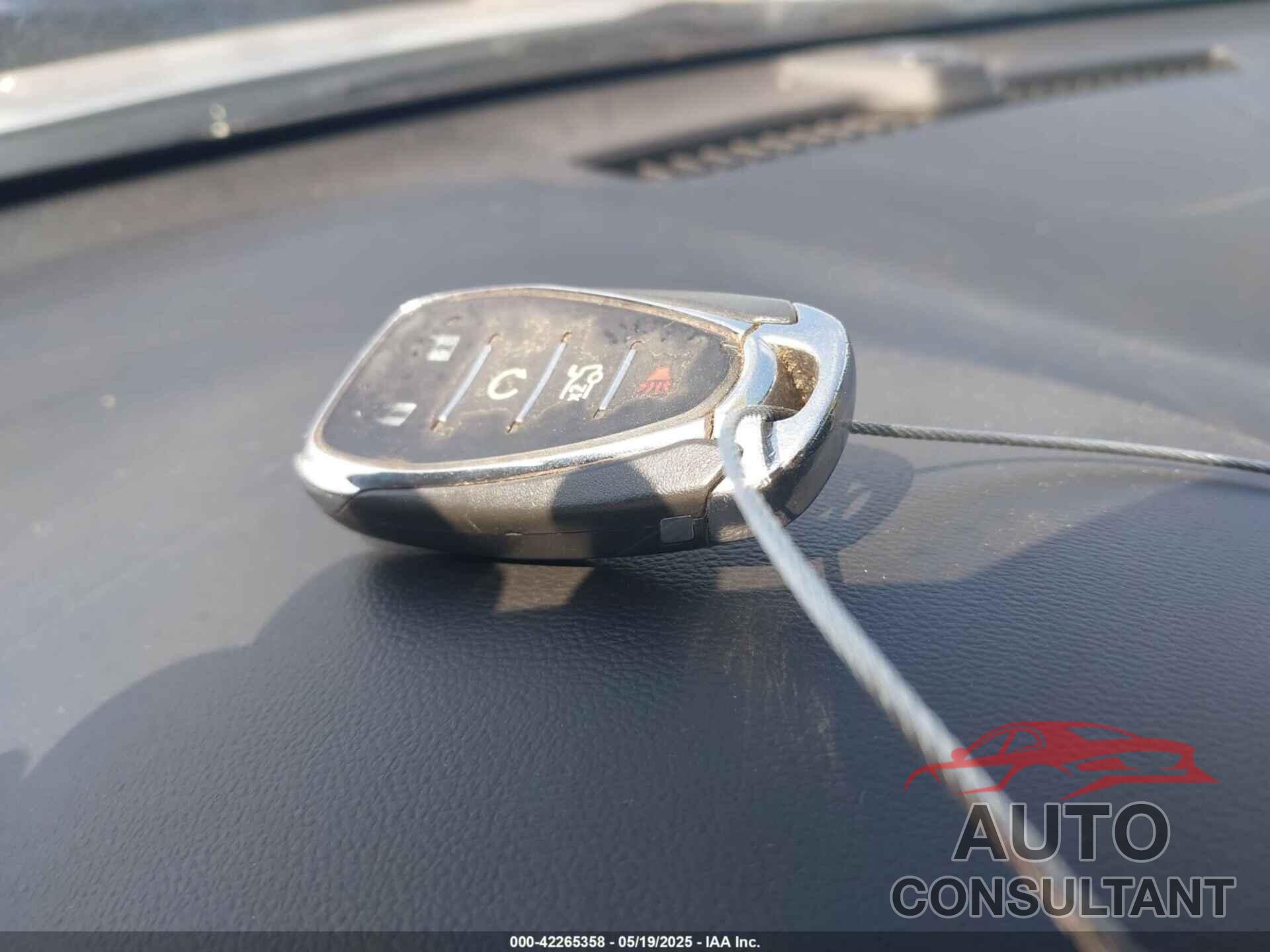 CHEVROLET MALIBU 2019 - 1G1ZD5ST0KF120020