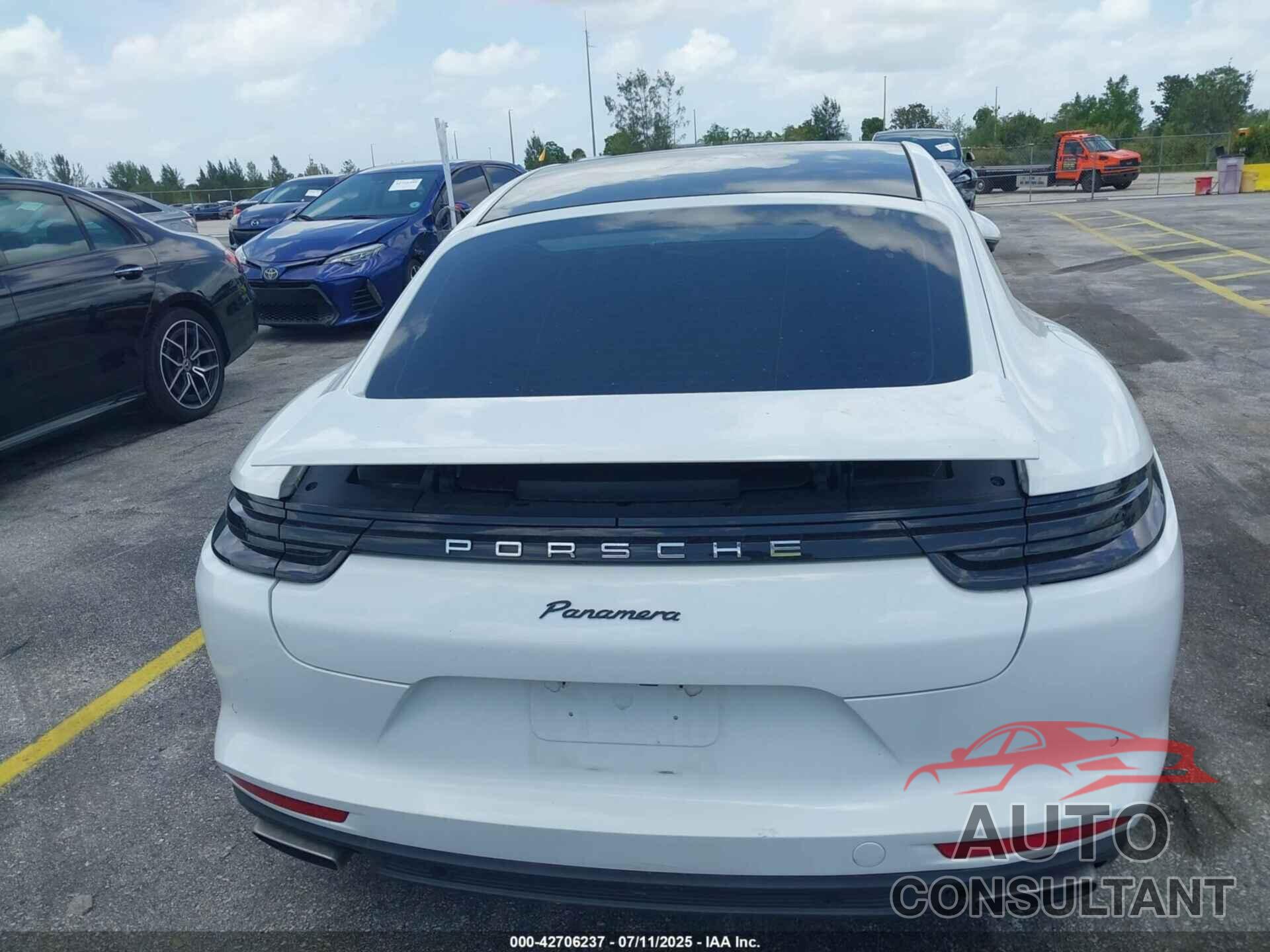 PORSCHE PANAMERA 2017 - WP0AA2A73HL103786
