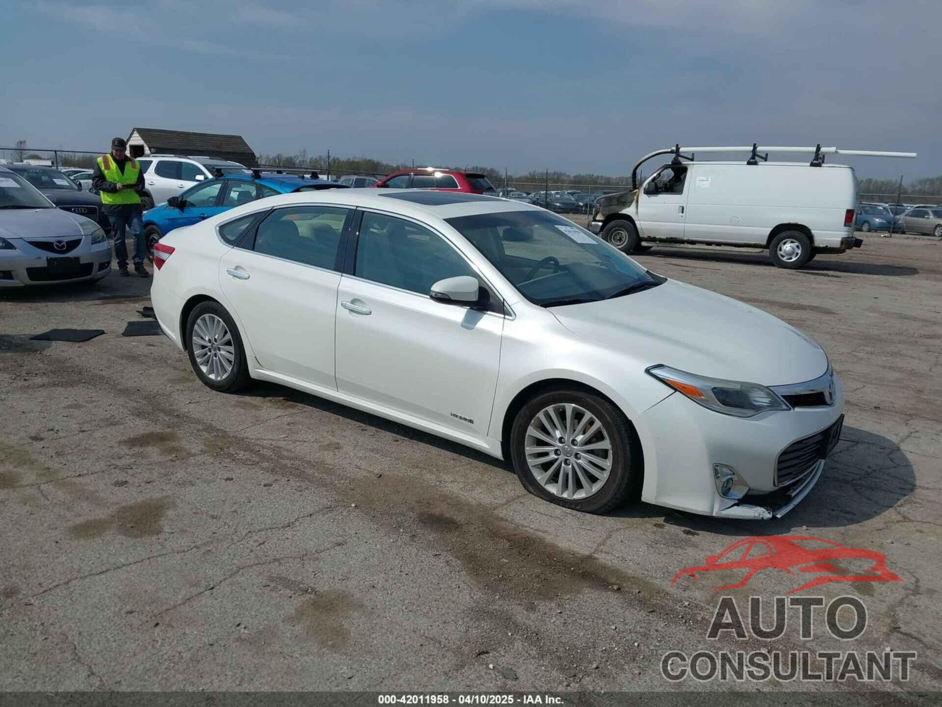 TOYOTA AVALON HYBRID 2013 - 4T1BD1EB3DU014790