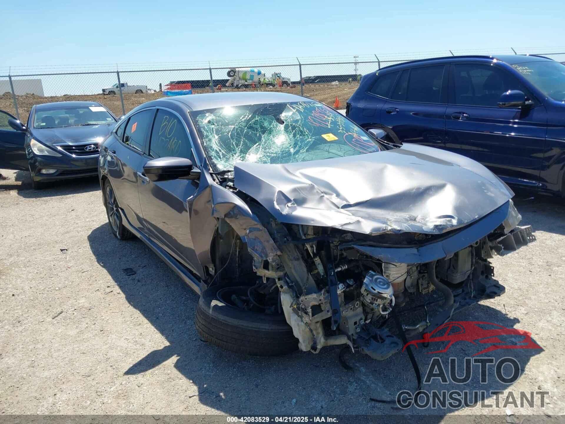 HONDA CIVIC 2018 - 2HGFC2F55JH602343