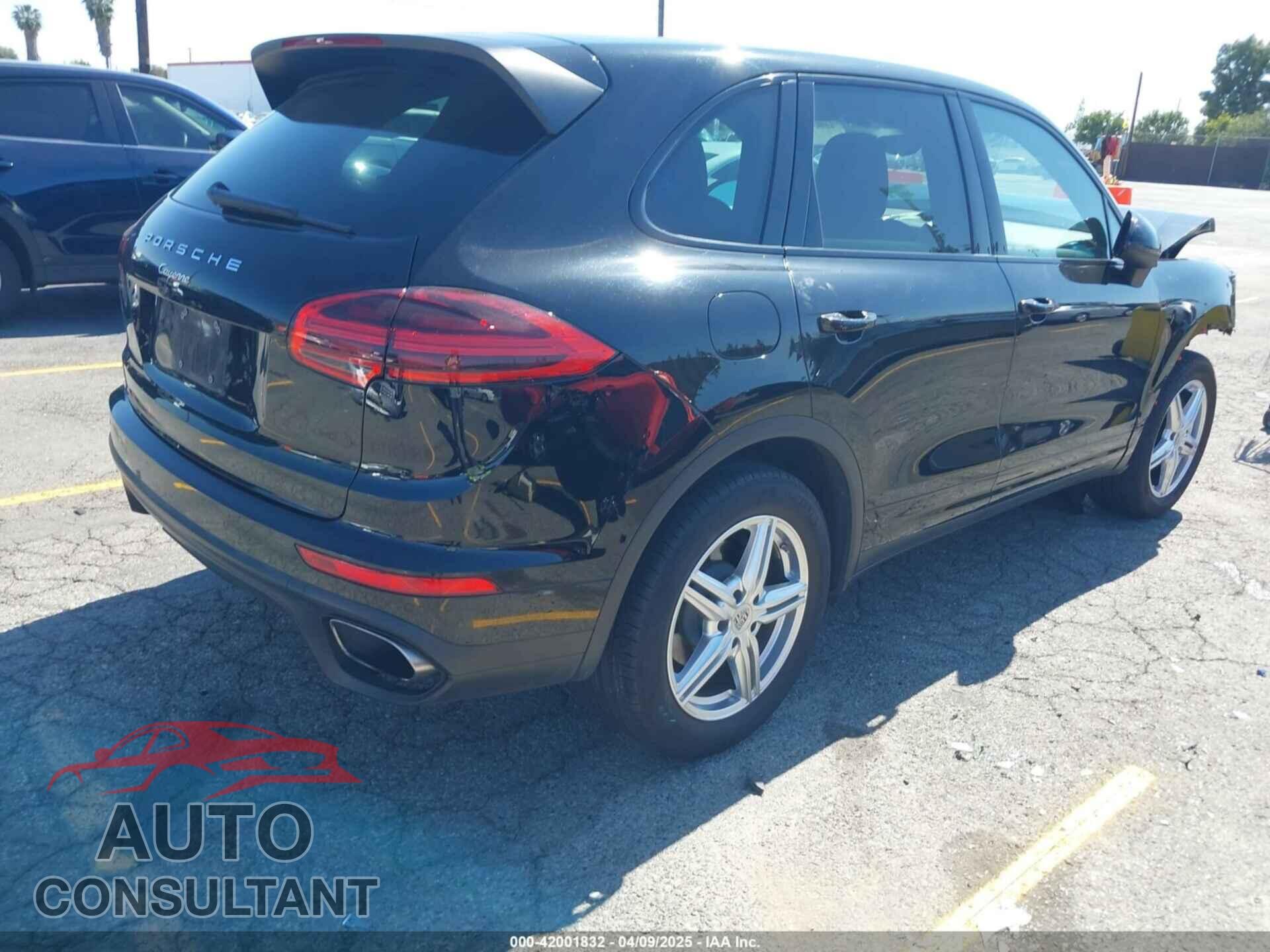 PORSCHE CAYENNE 2016 - WP1AA2A21GLA10704