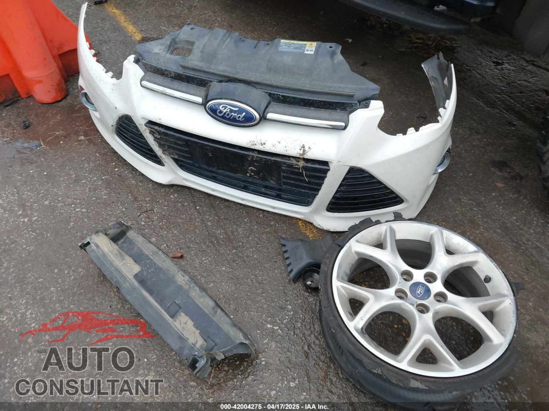 FORD FOCUS 2012 - 1FAHP3N29CL415935