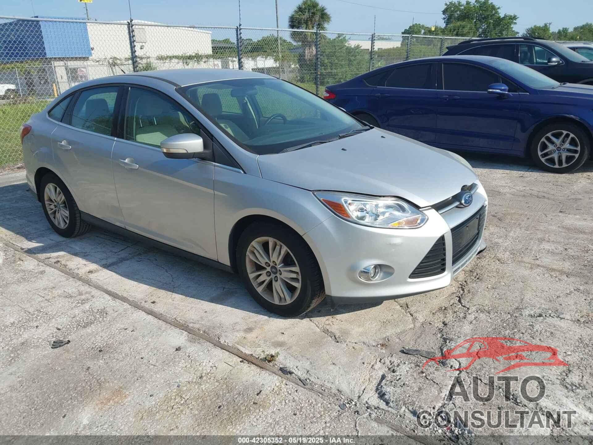 FORD FOCUS 2012 - 1FAHP3H21CL169569
