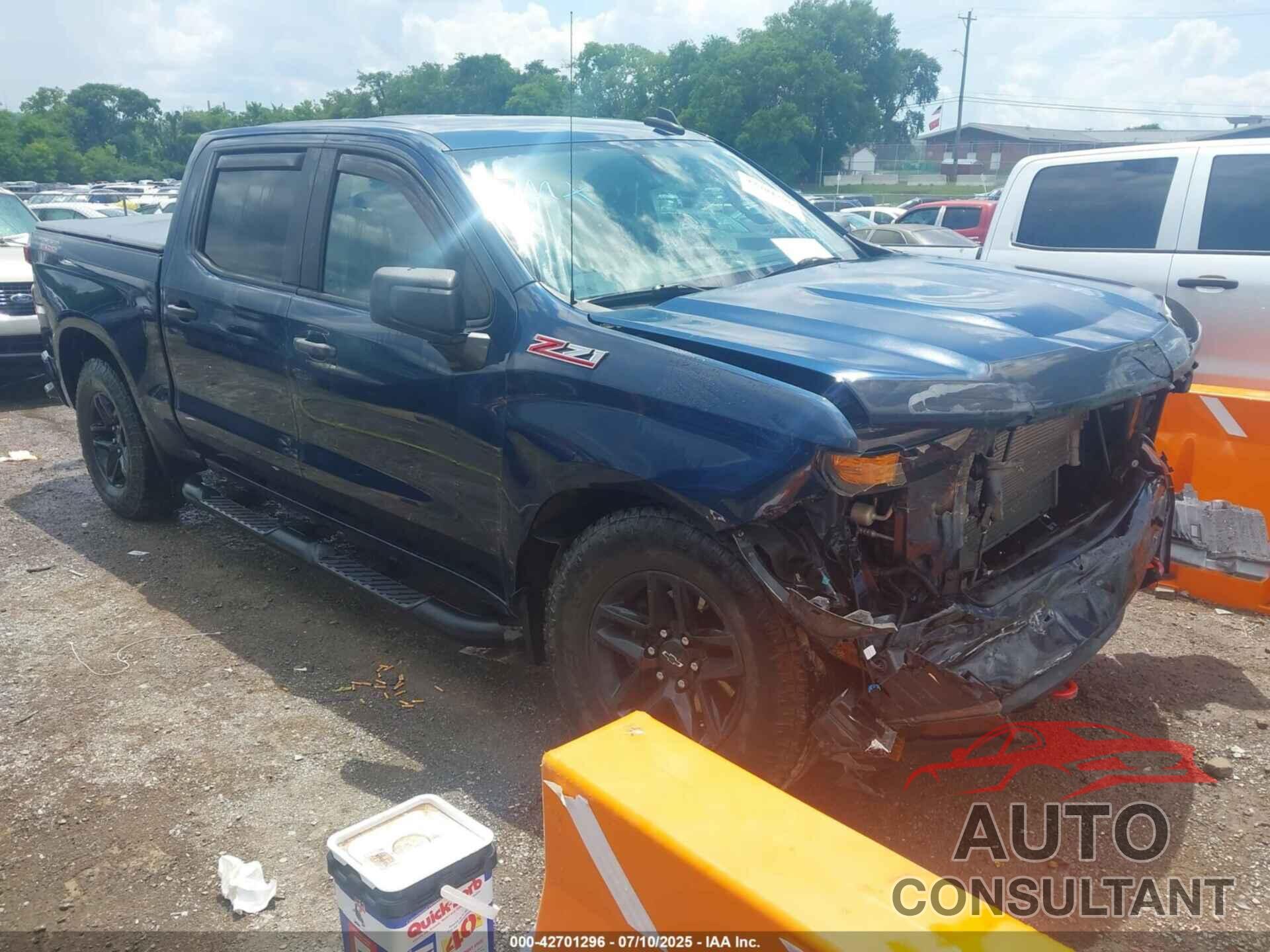 CHEVROLET SILVERADO 1500 2021 - 1GCPYCEF3MZ116476