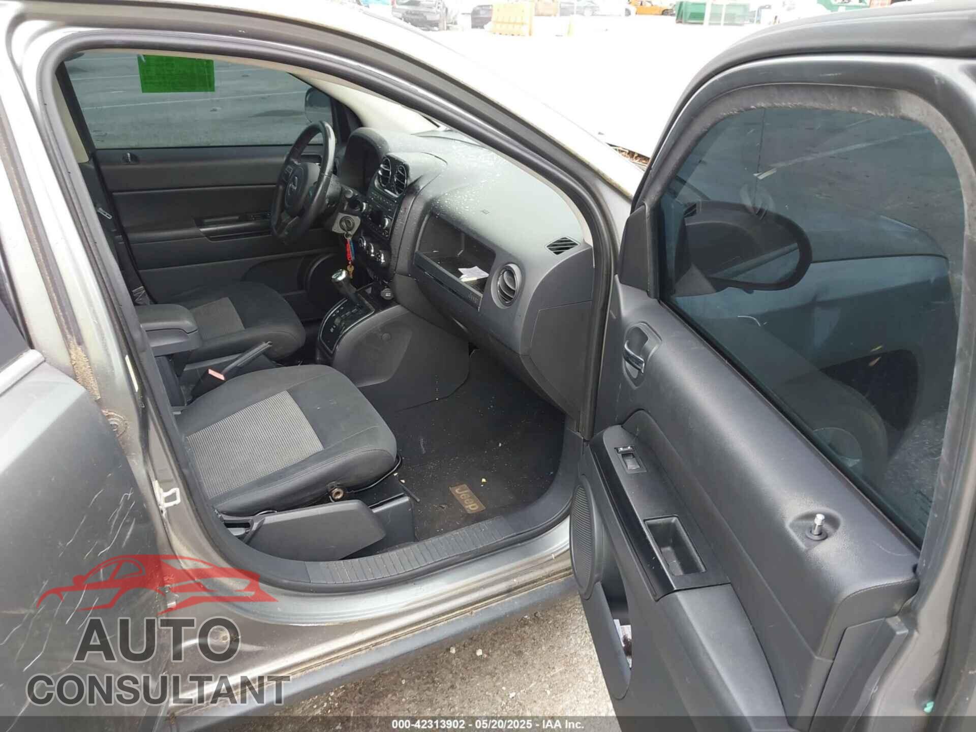 JEEP COMPASS 2011 - 1J4NT1FB0BD195762