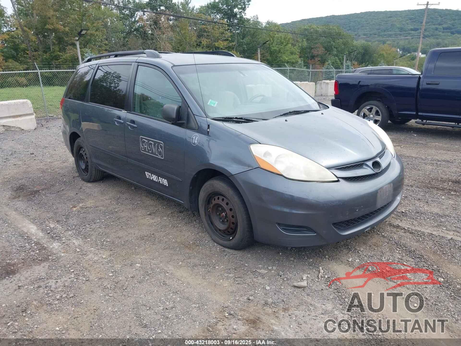 TOYOTA SIENNA 2010 - 5TDKK4CC9AS305091