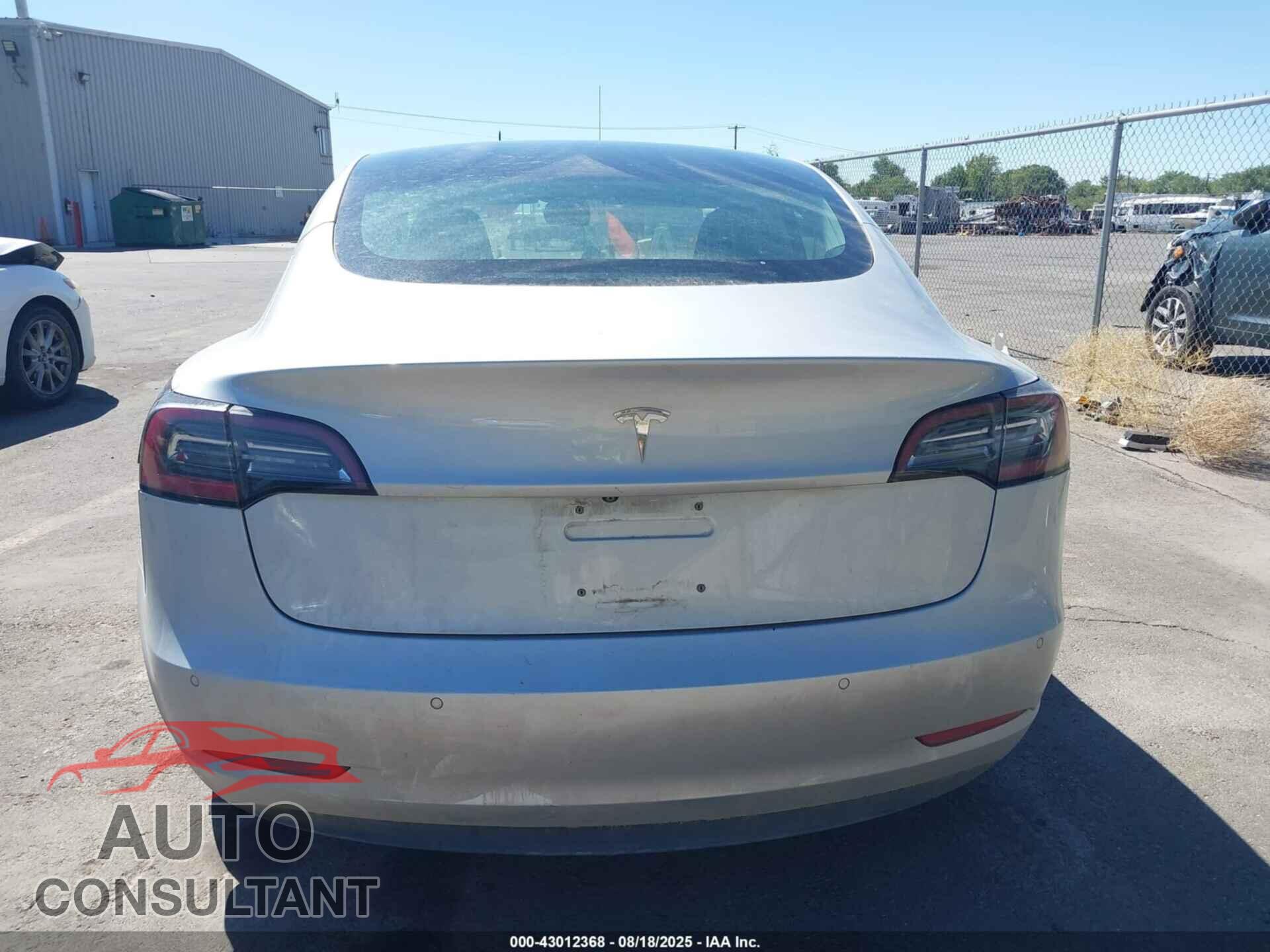 TESLA MODEL 3 2018 - 5YJ3E1EB9JF073966