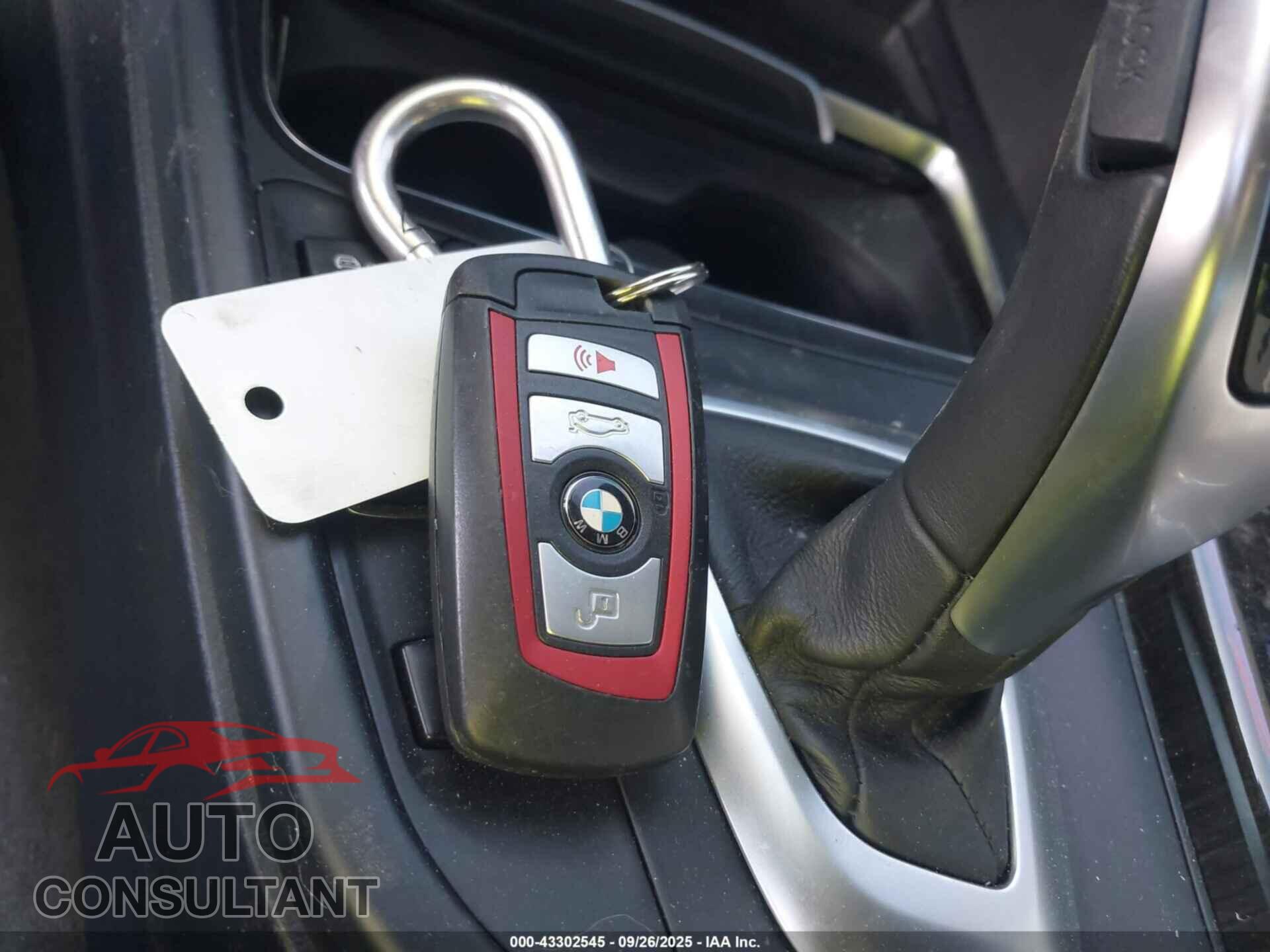 BMW 330I 2018 - WBA8D9C56JEM33200