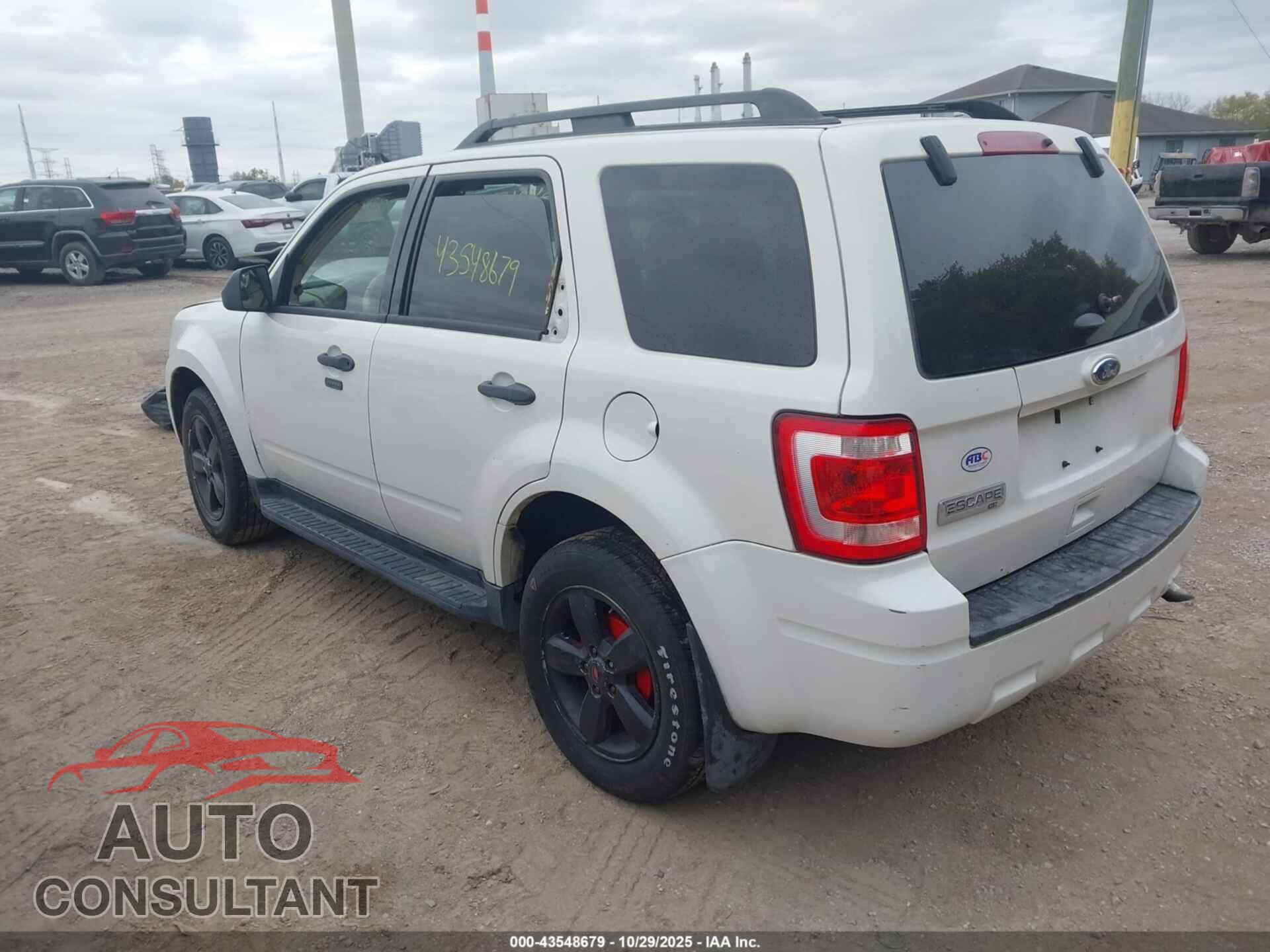 FORD ESCAPE 2011 - 1FMCU9D72BKC09112