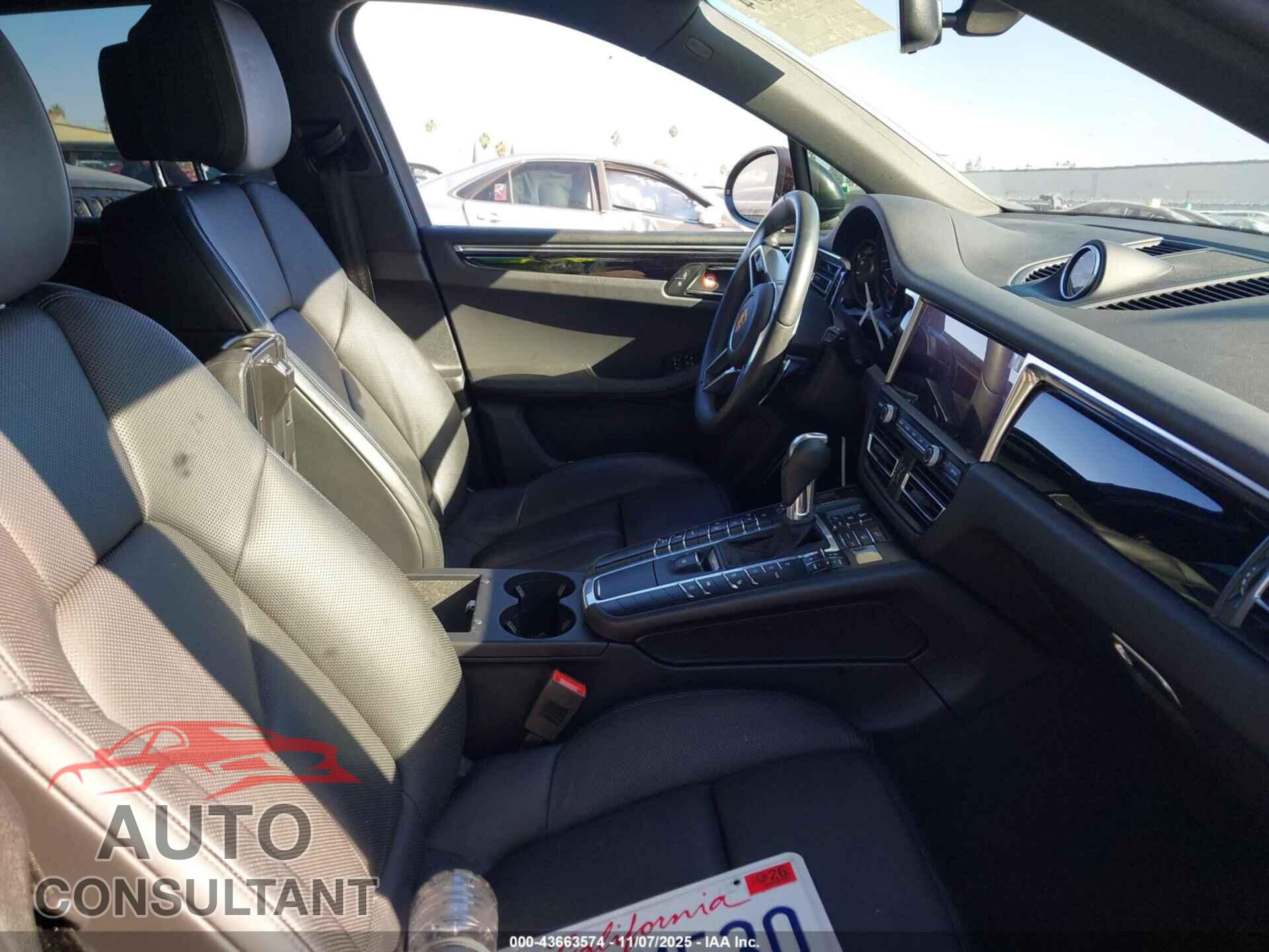 PORSCHE MACAN 2021 - WP1AA2A5XMLB05431