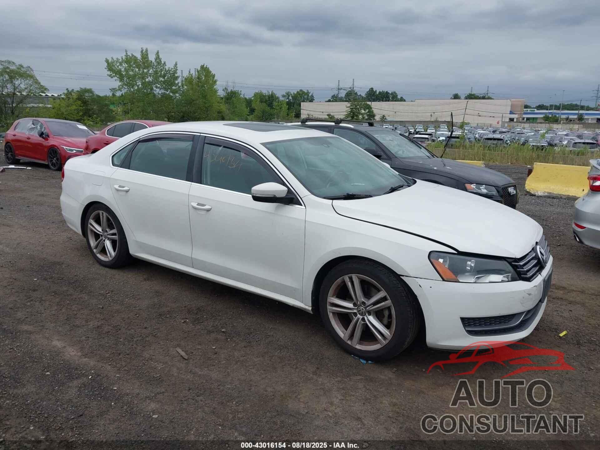 VOLKSWAGEN PASSAT 2014 - 1VWBT7A30EC059814
