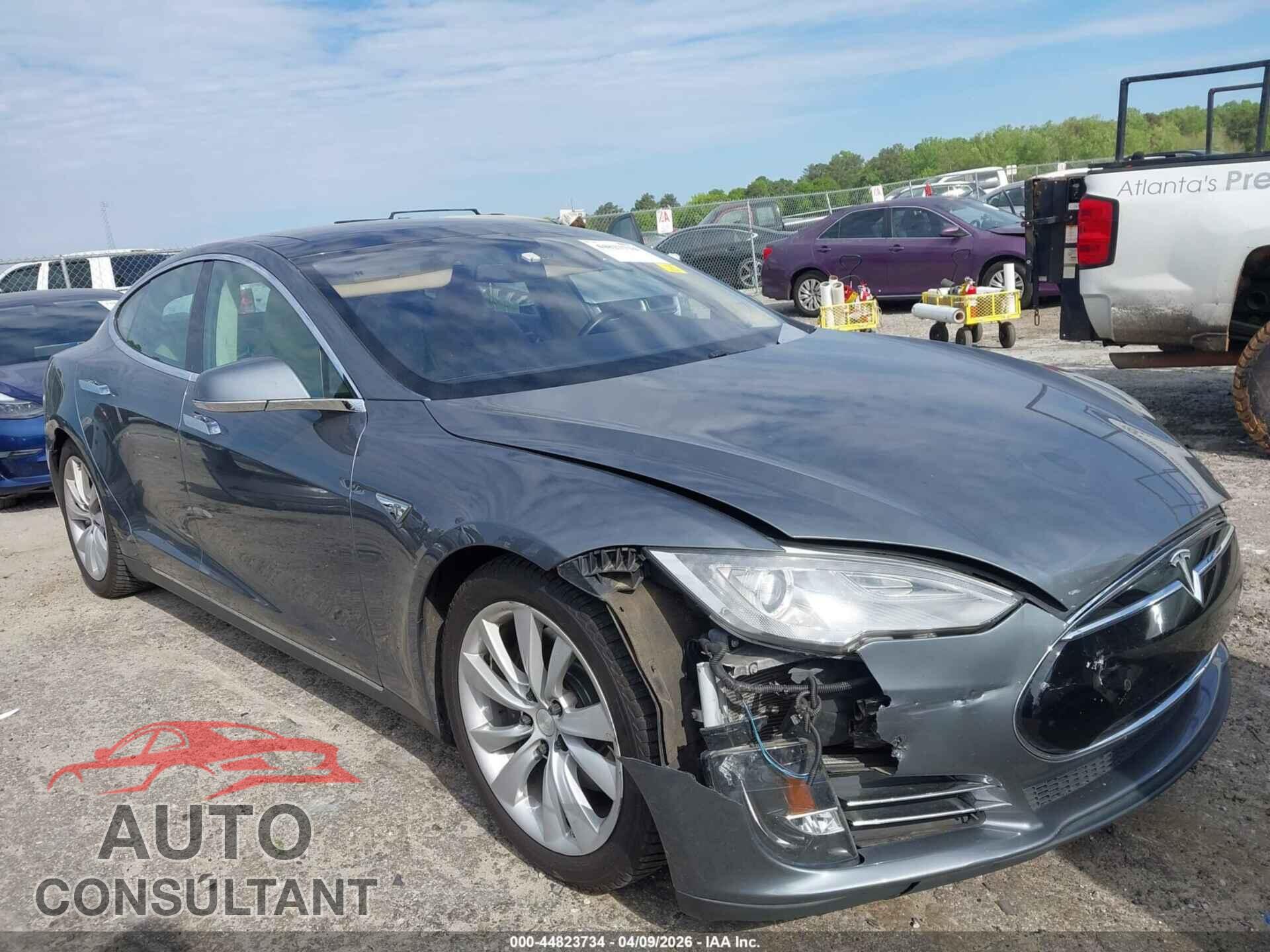 TESLA MODEL S 2013 - 5YJSA1CP3DFP23840