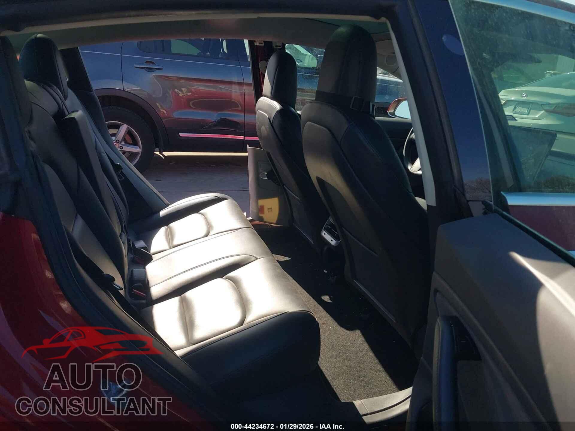 TESLA MODEL 3 2019 - 5YJ3E1EA4KF428146