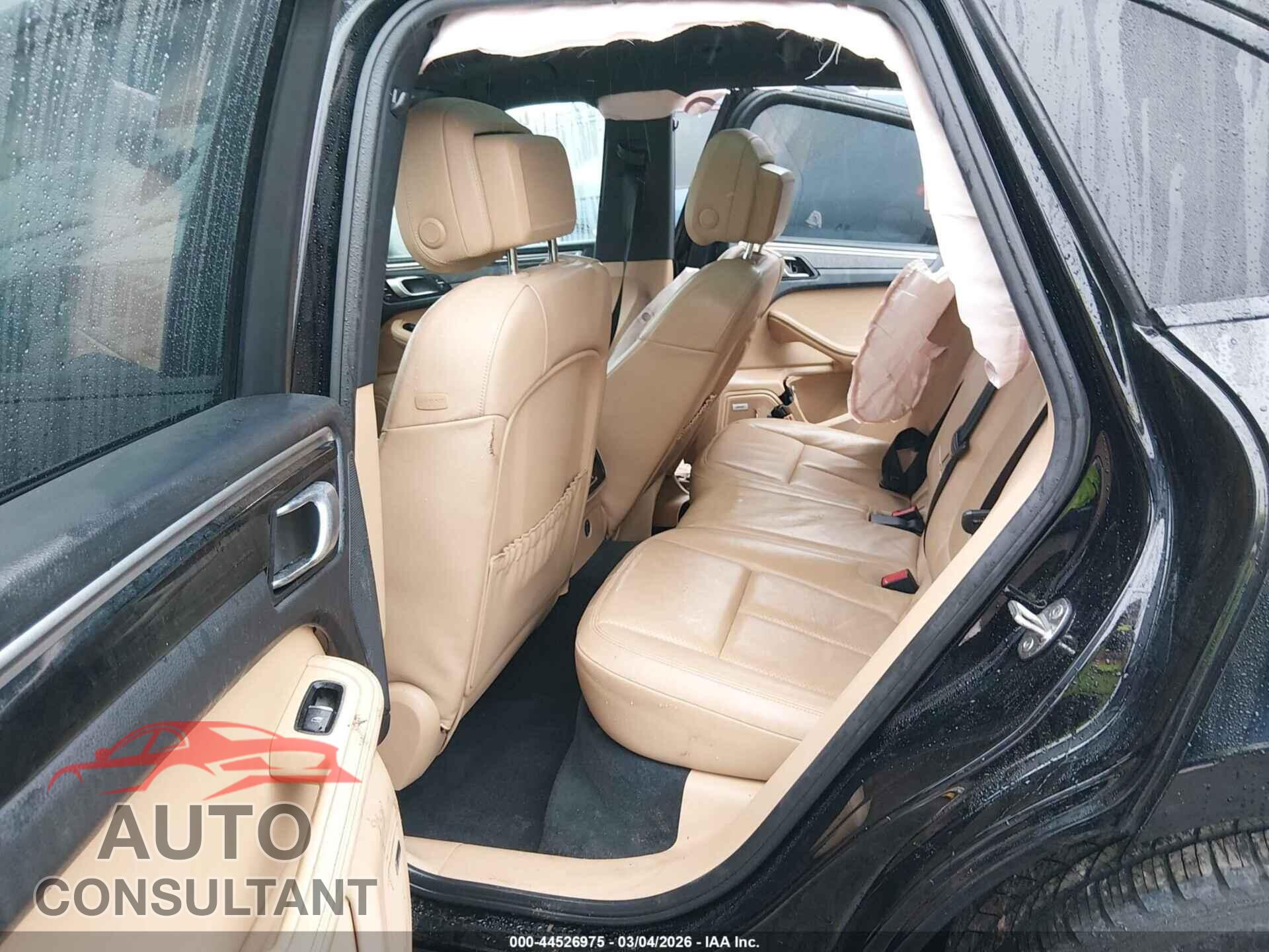 PORSCHE MACAN 2018 - WP1AA2A56JLB11108