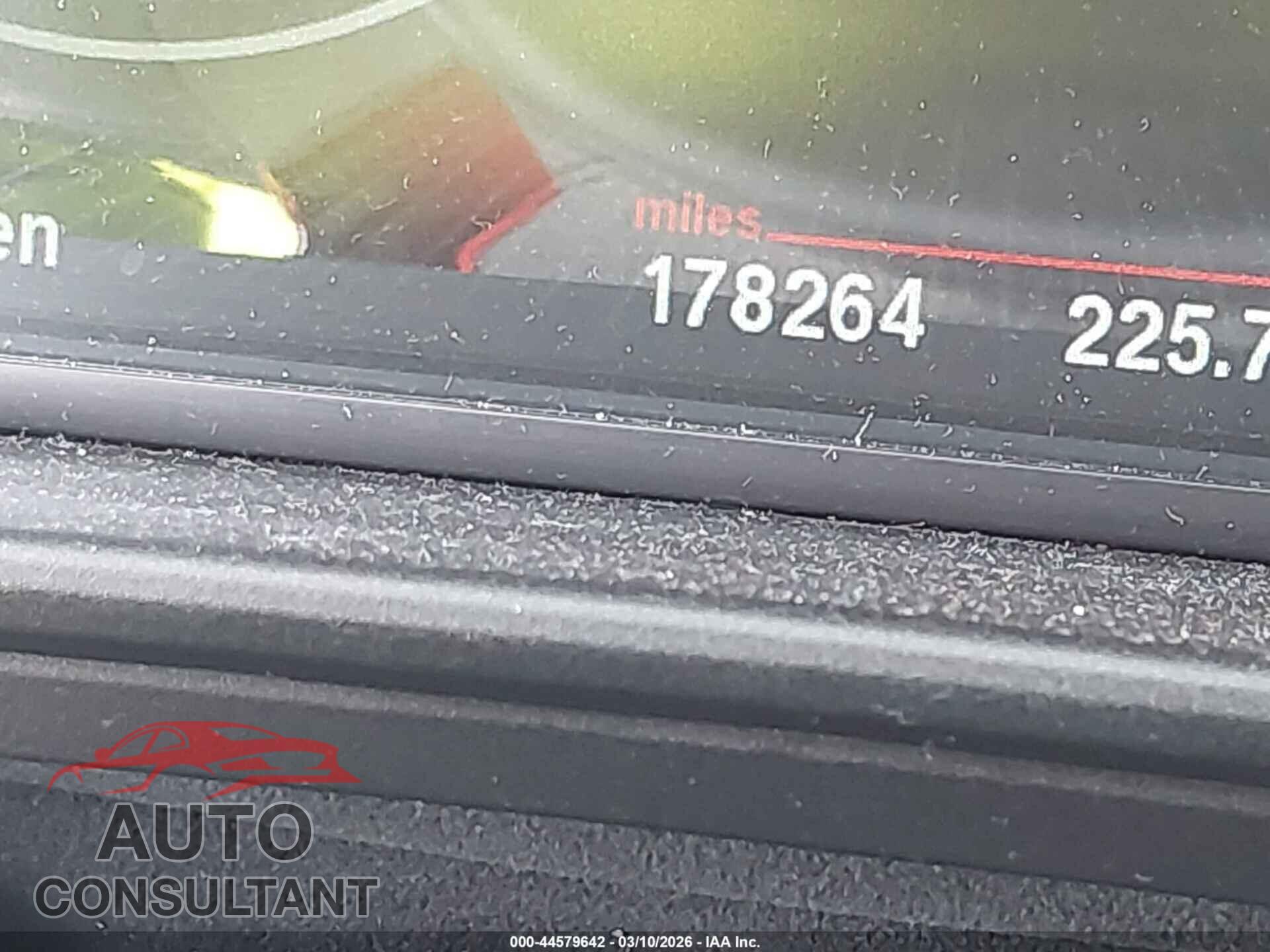 BMW 528I 2014 - WBA5A5C57ED511595