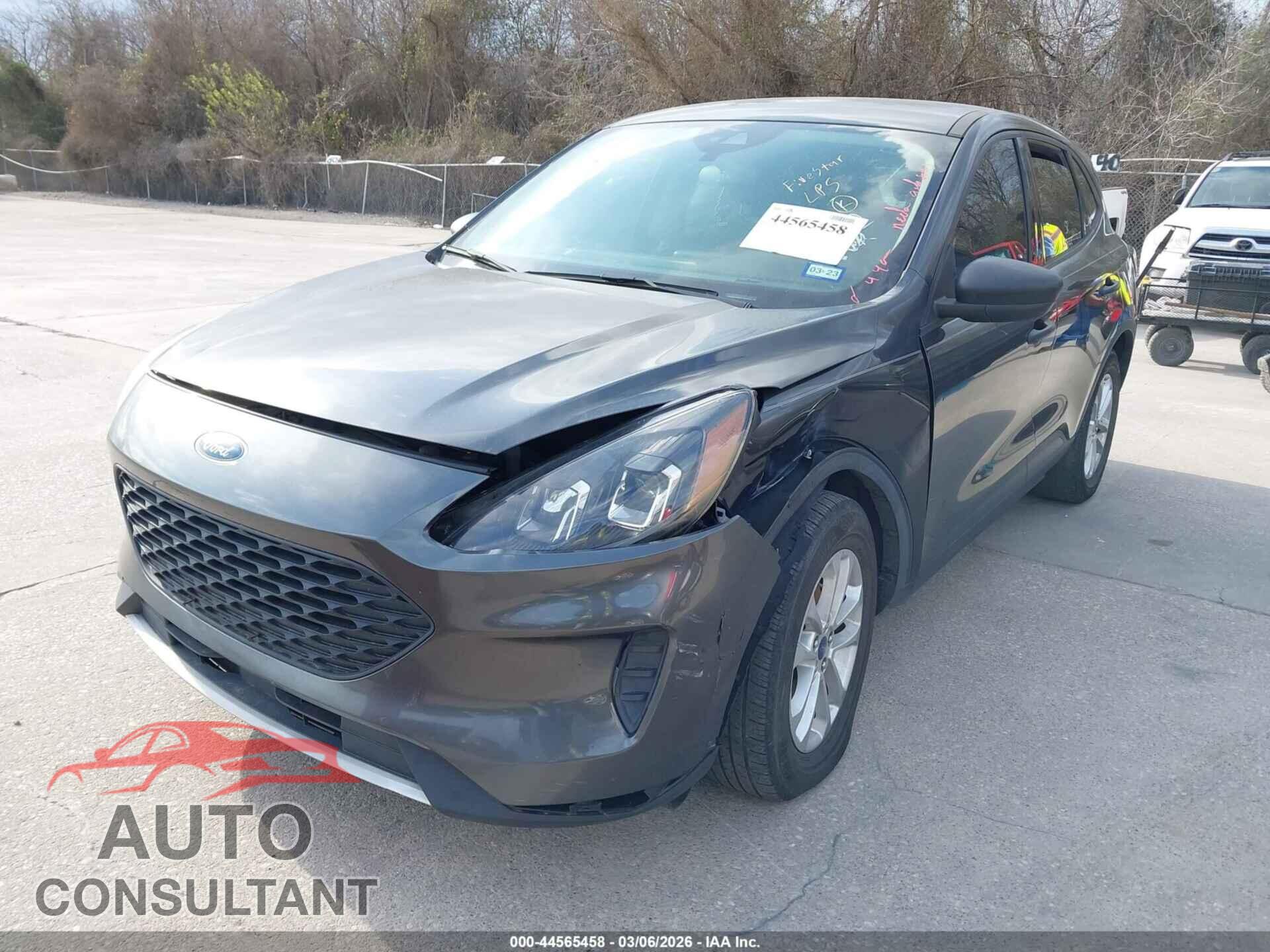FORD ESCAPE 2020 - 1FMCU0F61LUA06329