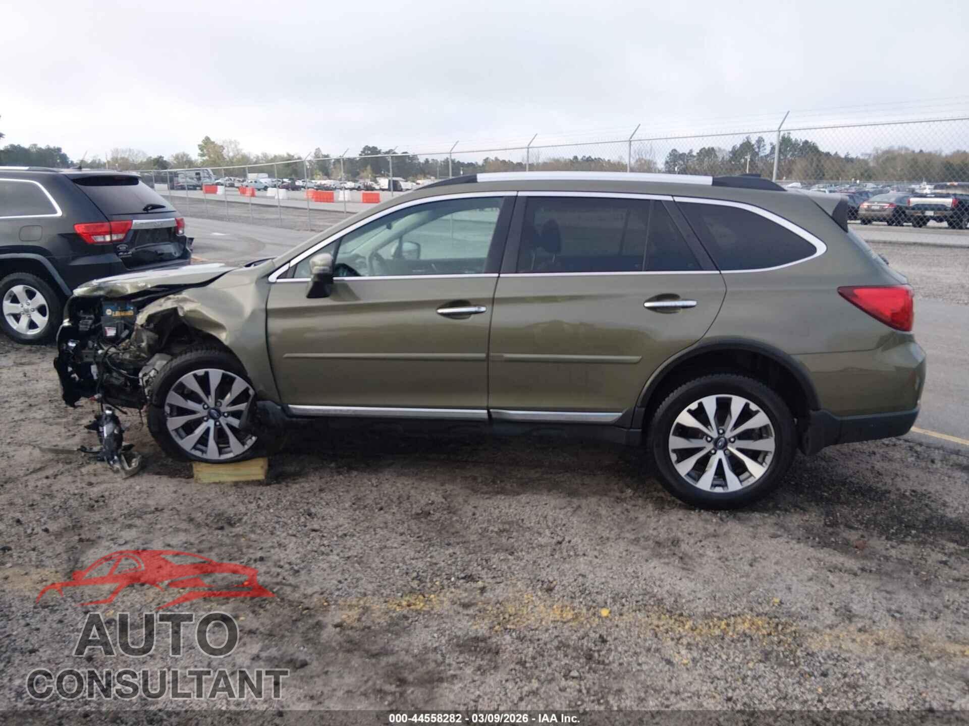 SUBARU OUTBACK 2017 - 4S4BSATC8H3365708