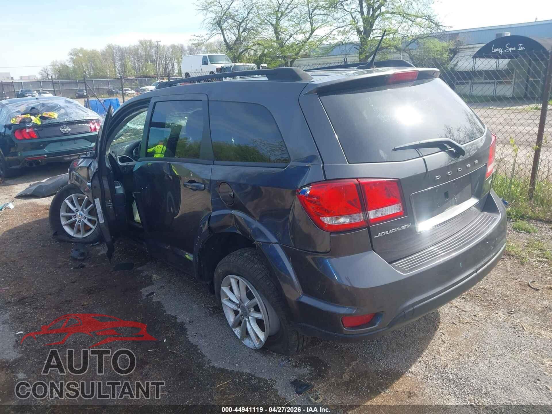 DODGE JOURNEY 2015 - 3C4PDCBB3FT686999