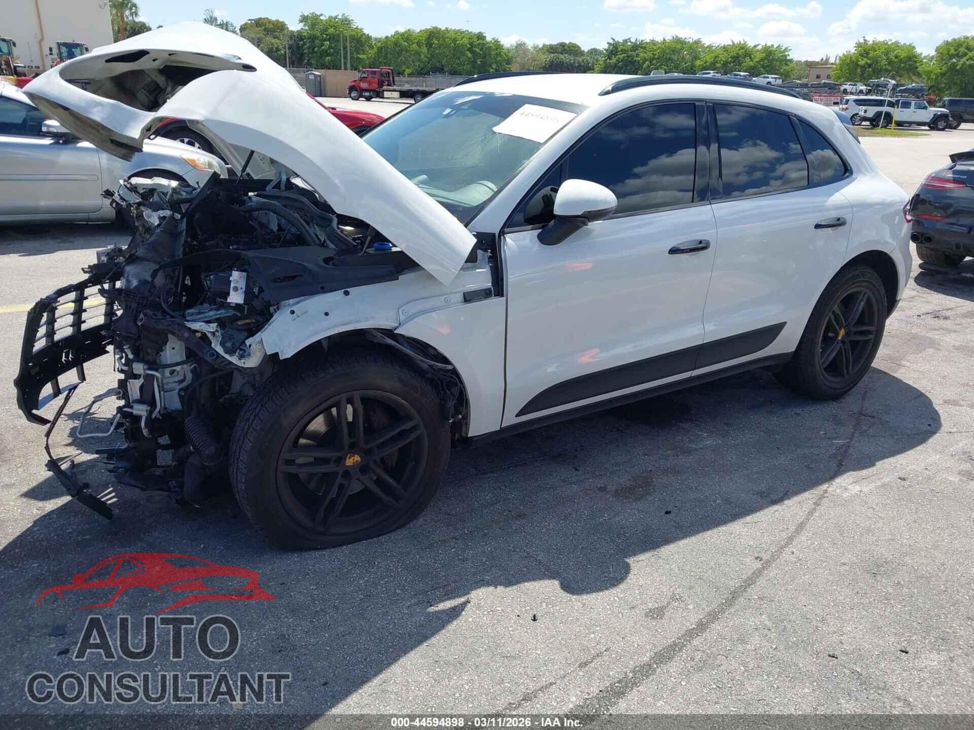 PORSCHE MACAN 2017 - WP1AA2A59HLB80417