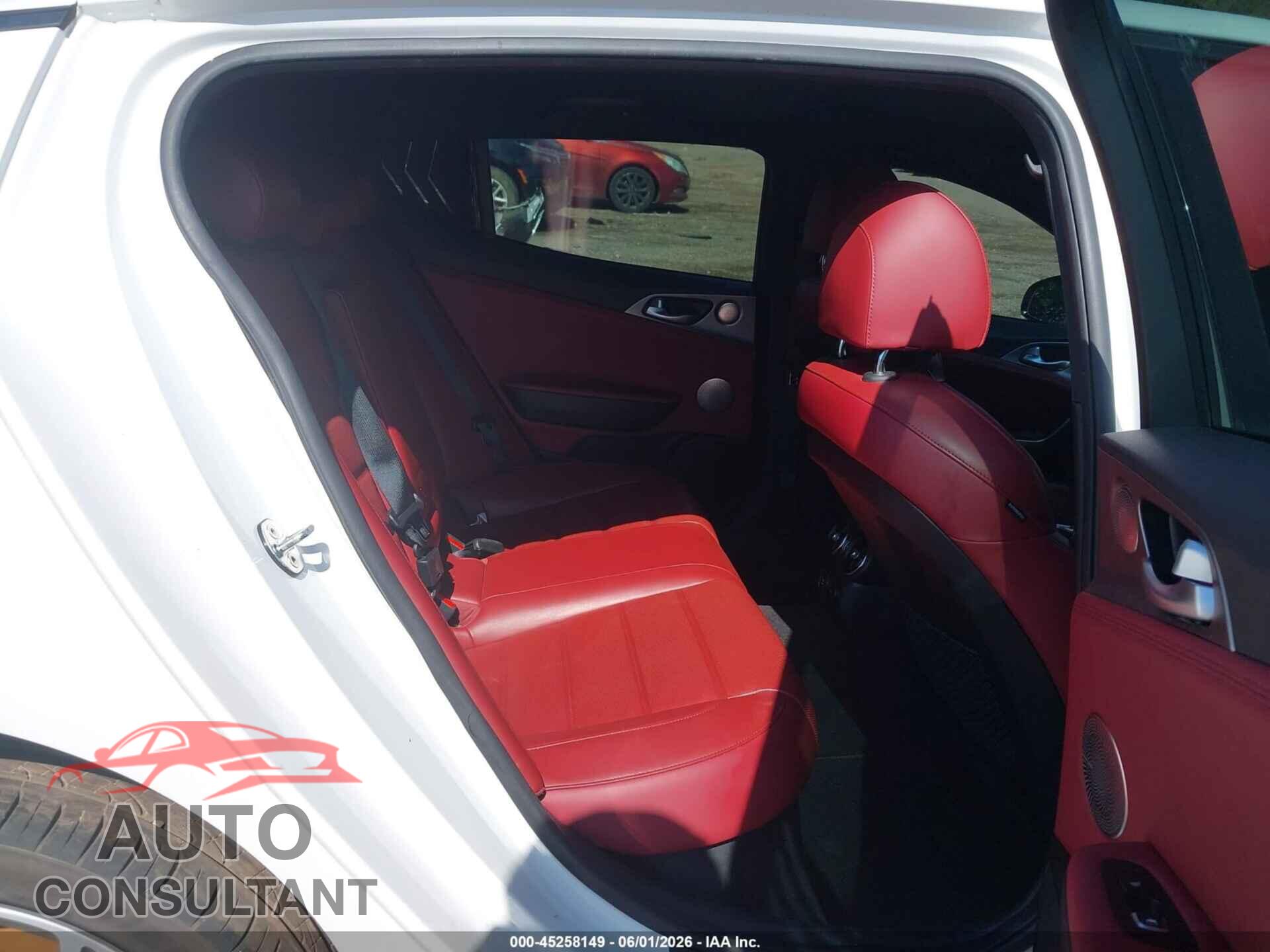 KIA STINGER 2021 - KNAE55LC3M6089122