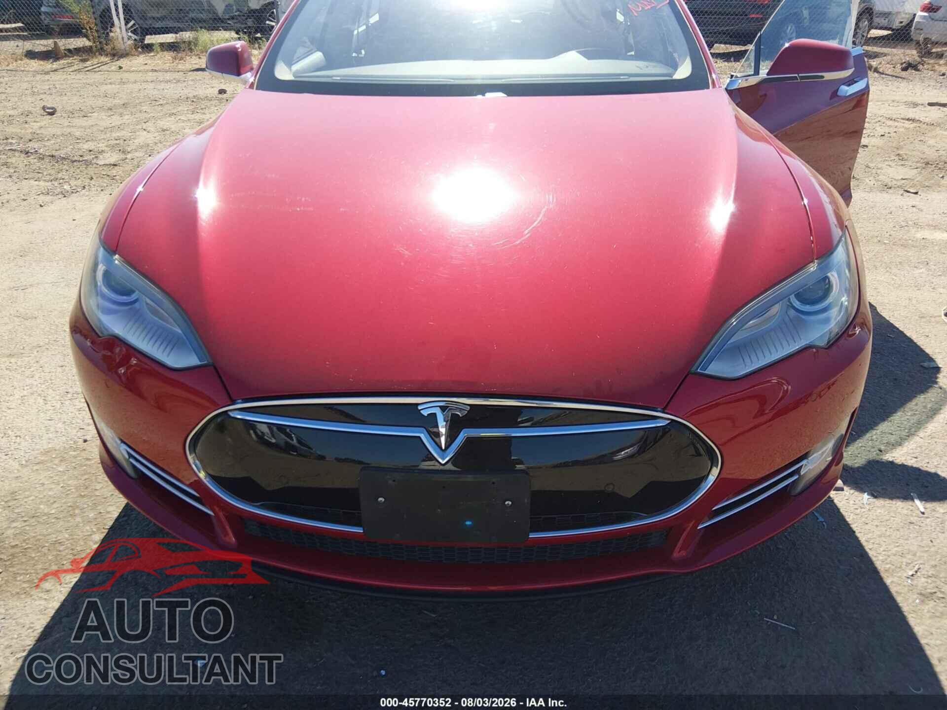 TESLA MODEL S 2013 - 5YJSA1CGXDFP23074