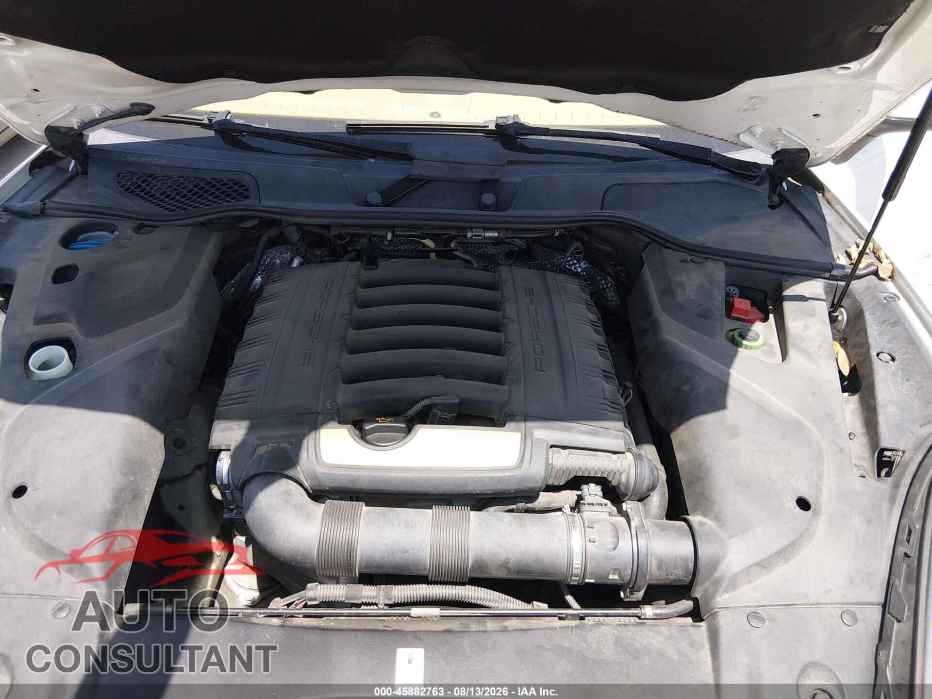 PORSCHE CAYENNE 2016 - WP1AA2A2XGLA02259