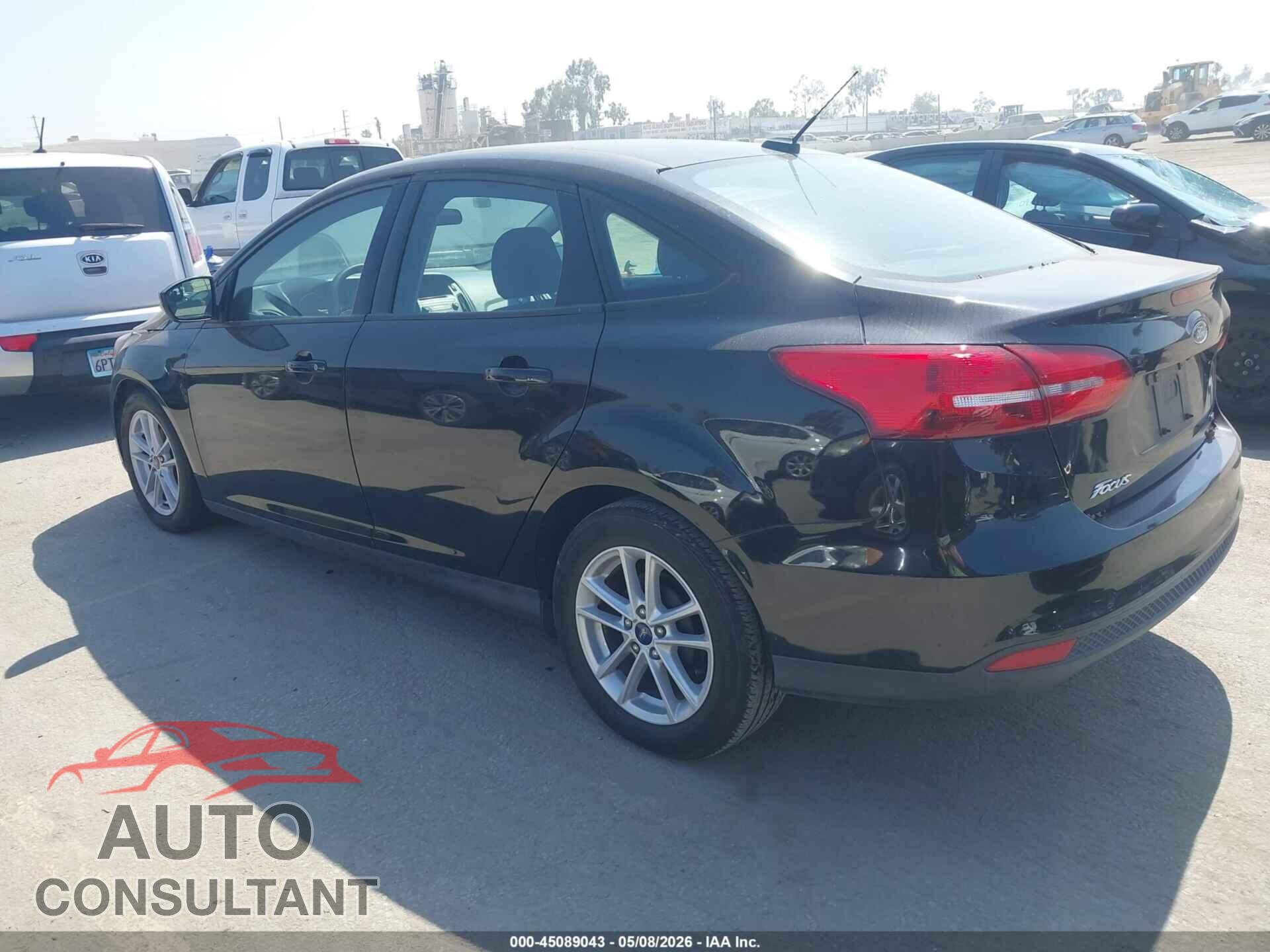 FORD FOCUS 2017 - 1FADP3F21HL329149