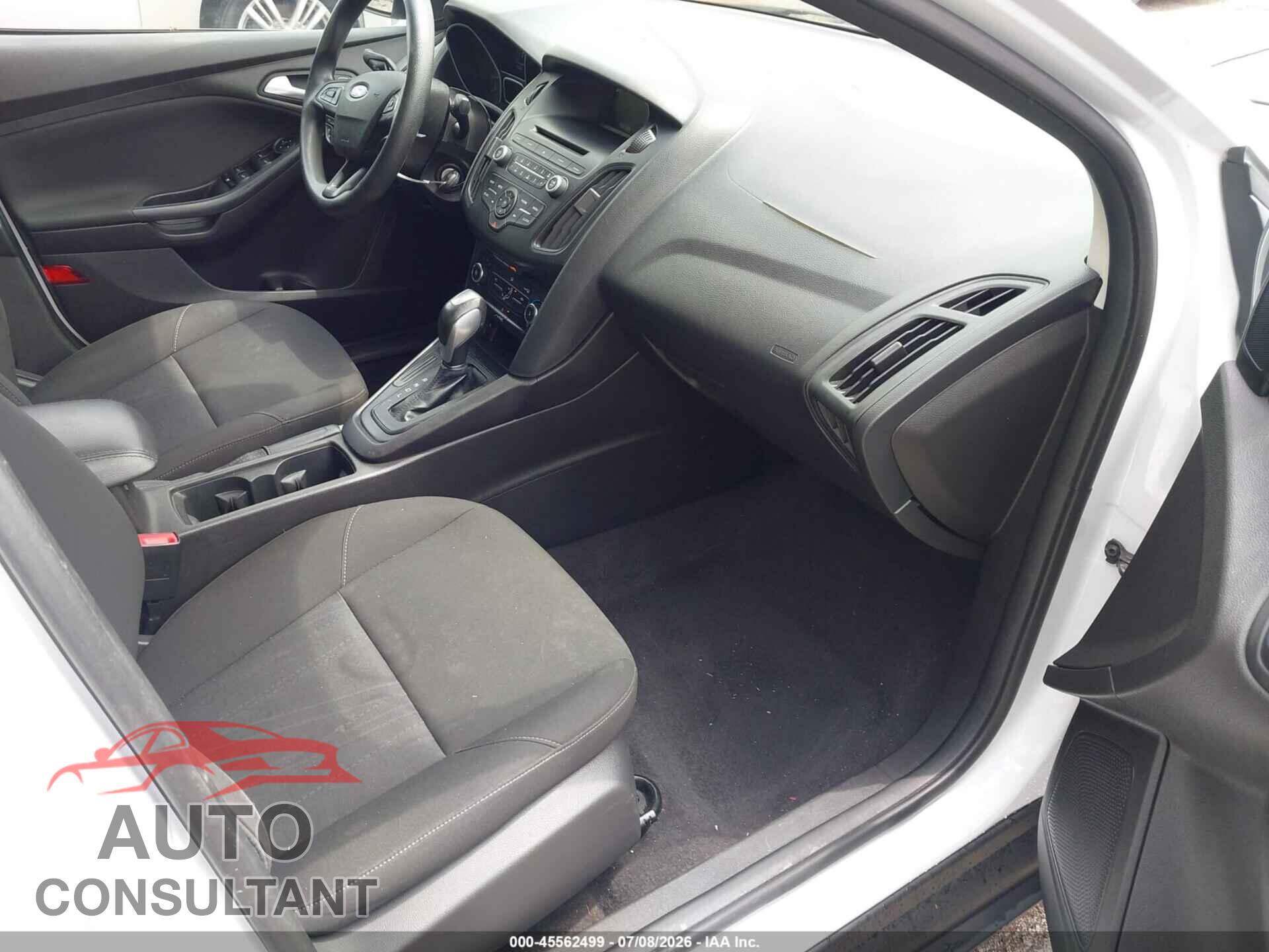 FORD FOCUS 2015 - 1FADP3F29FL351123