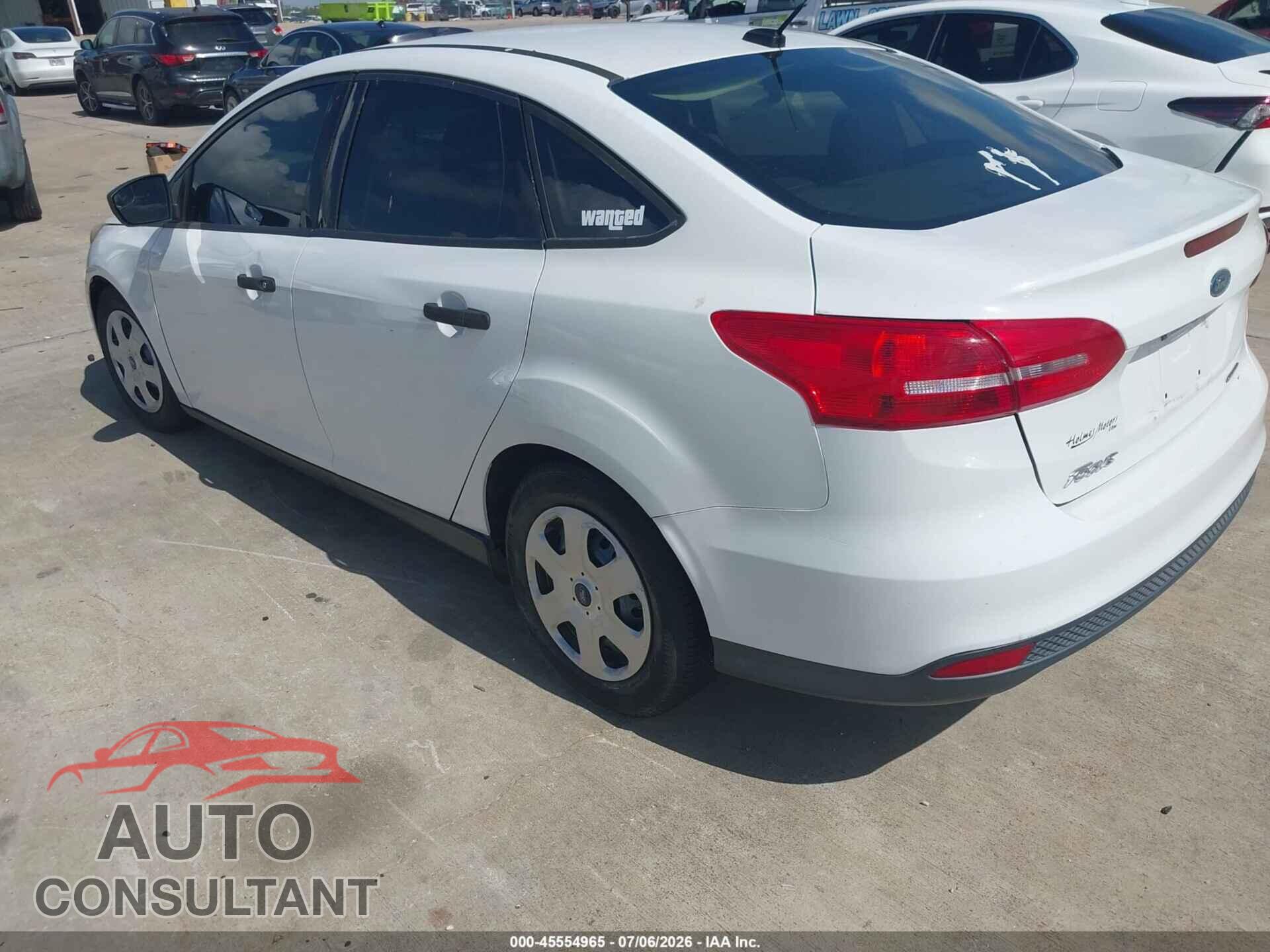 FORD FOCUS 2015 - 1FADP3E28FL279672
