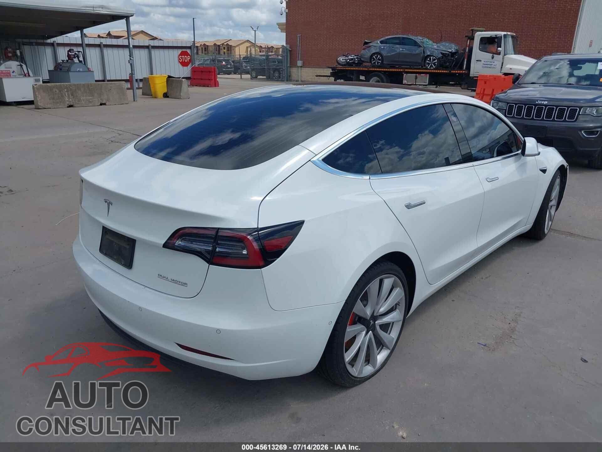 TESLA MODEL 3 2019 - 5YJ3E1EB6KF487515
