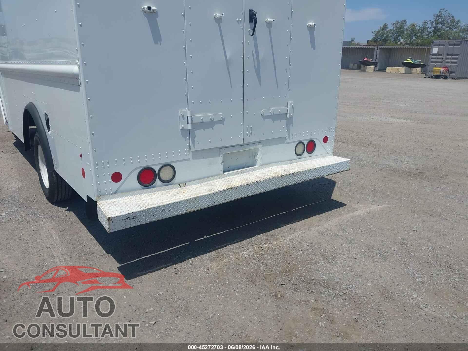 FORD E-350 STRIPPED 2017 - 1FC3E3KS4HDC67466