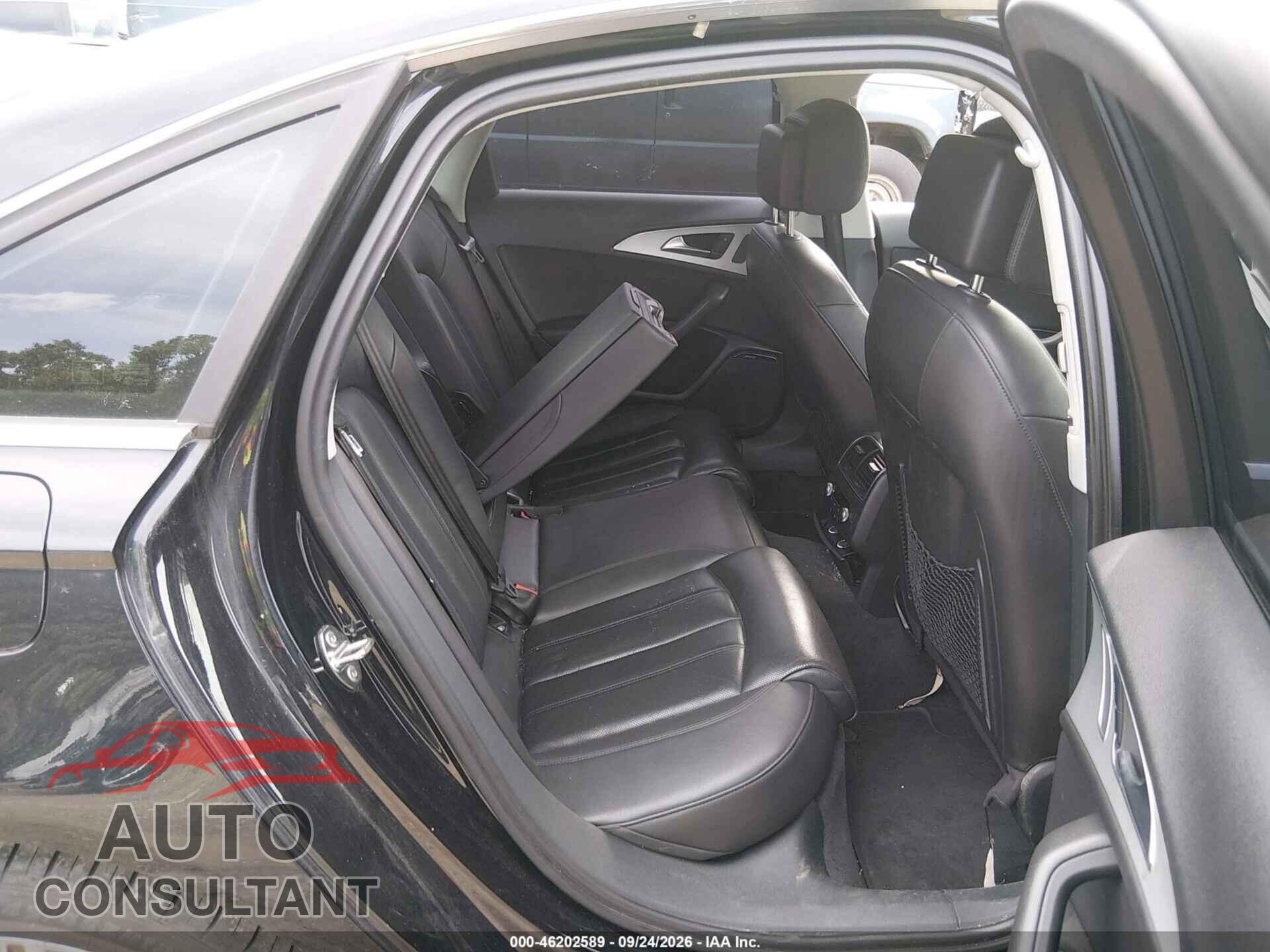 AUDI A6 2012 - WAUBGAFC8CN006533