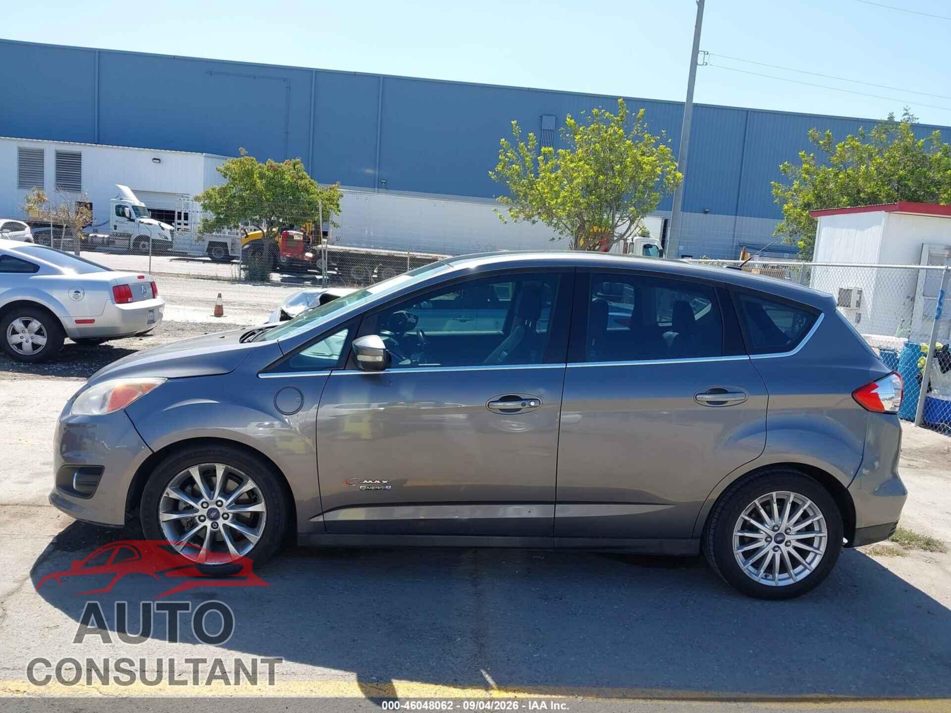 FORD C-MAX ENERGI 2013 - 1FADP5CU0DL525921
