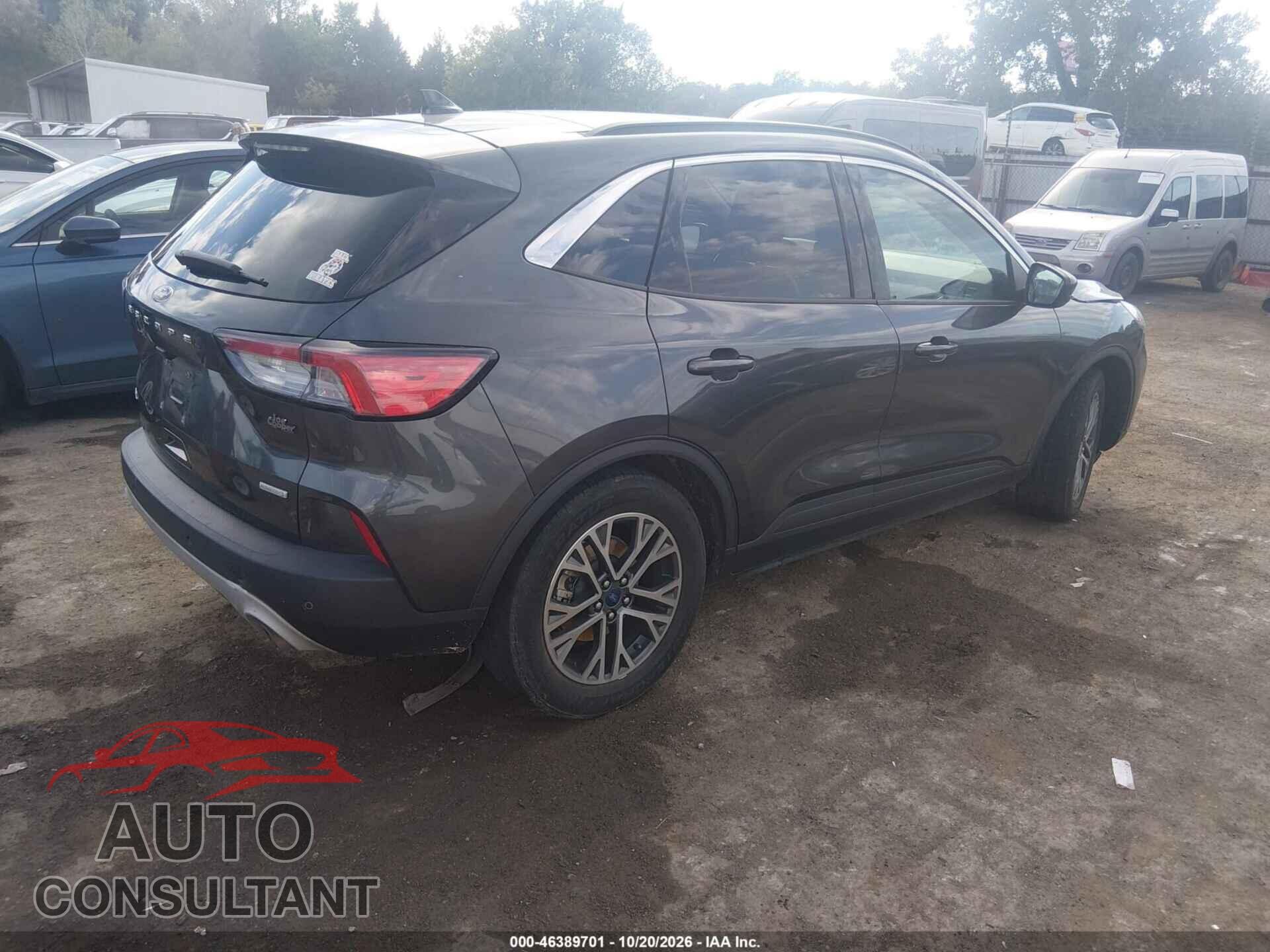 FORD ESCAPE 2020 - 1FMCU0H63LUA54640