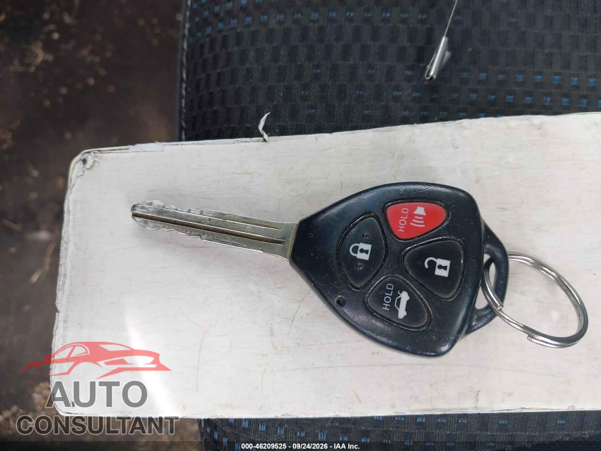 TOYOTA COROLLA 2012 - 2T1BU4EEXCC775652