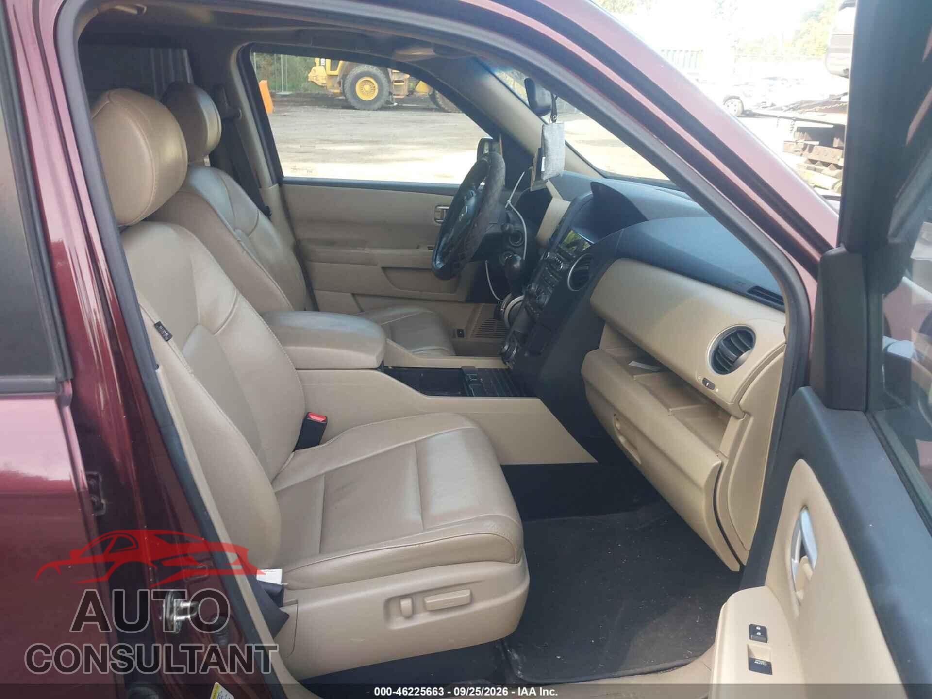 HONDA PILOT 2012 - 5FNYF4H98CB062828
