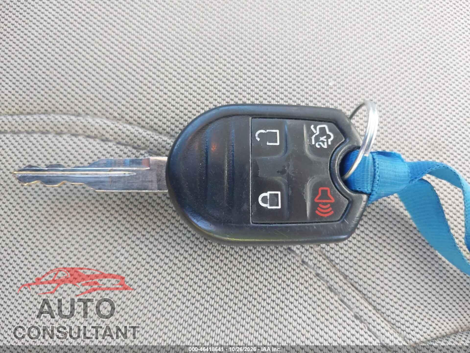 FORD TAURUS 2017 - 1FAHP2D8XHG142889