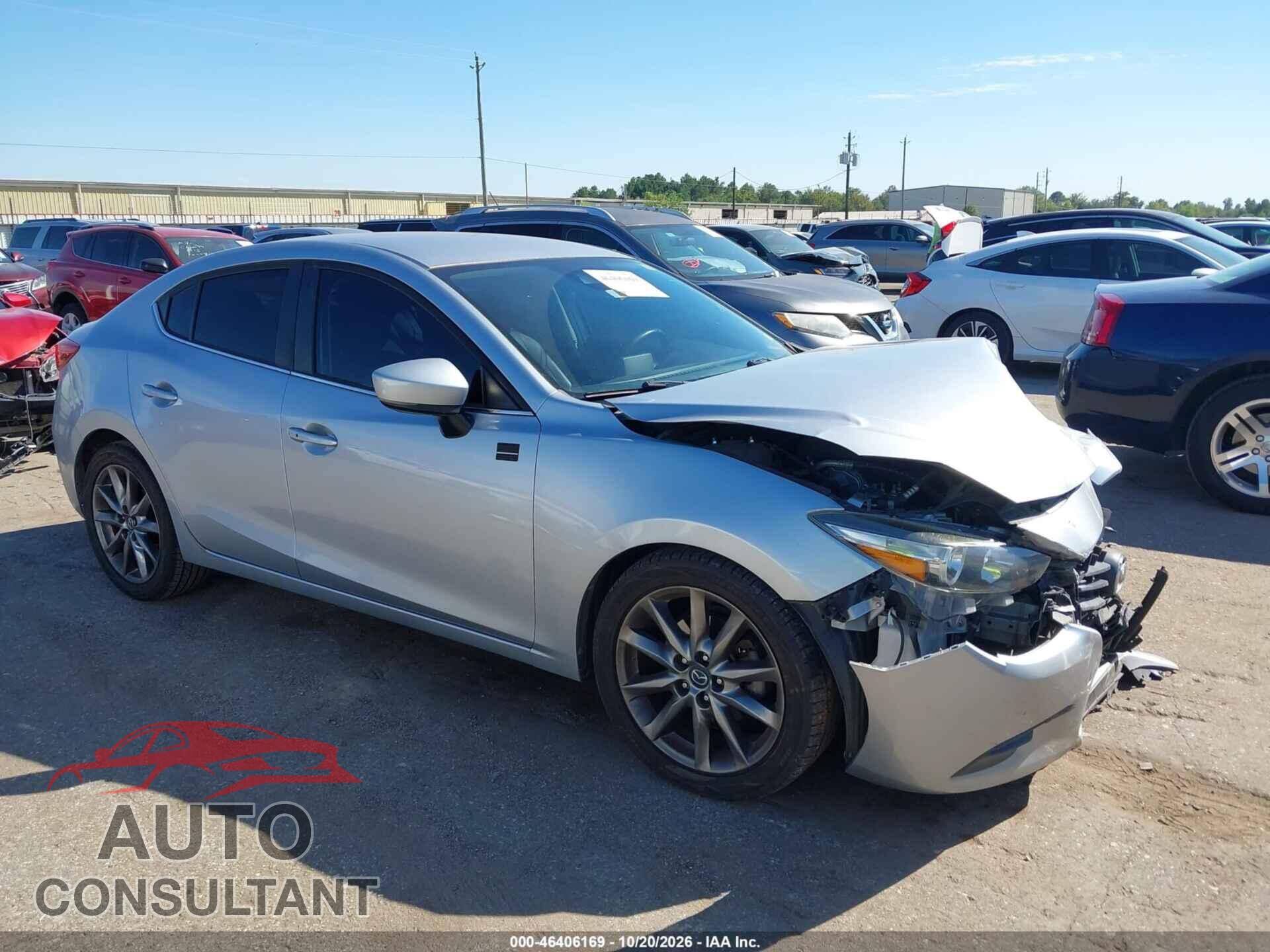 MAZDA MAZDA3 2018 - 3MZBN1V31JM205521