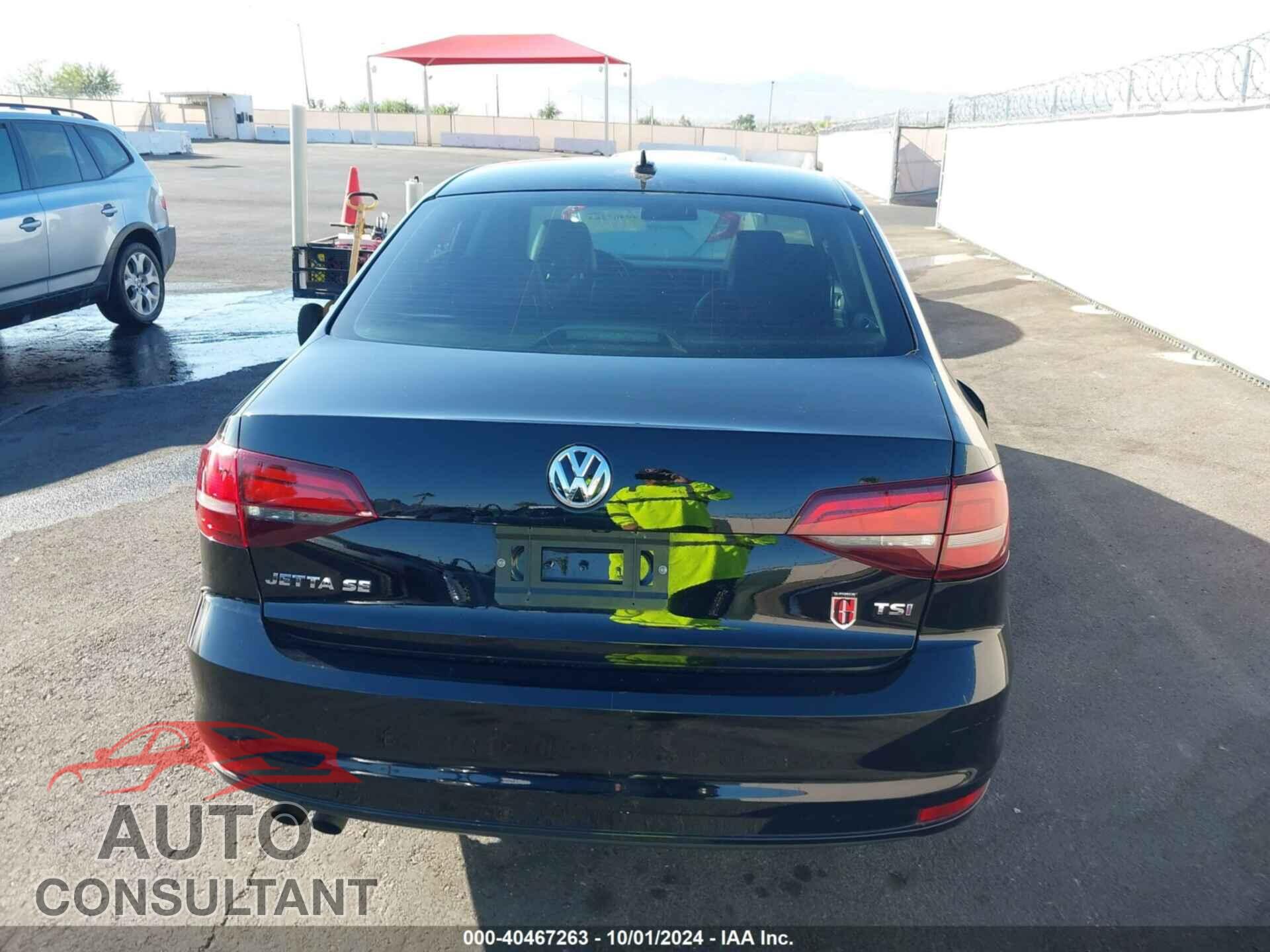 VOLKSWAGEN JETTA 2017 - 3VWDB7AJ1HM397493