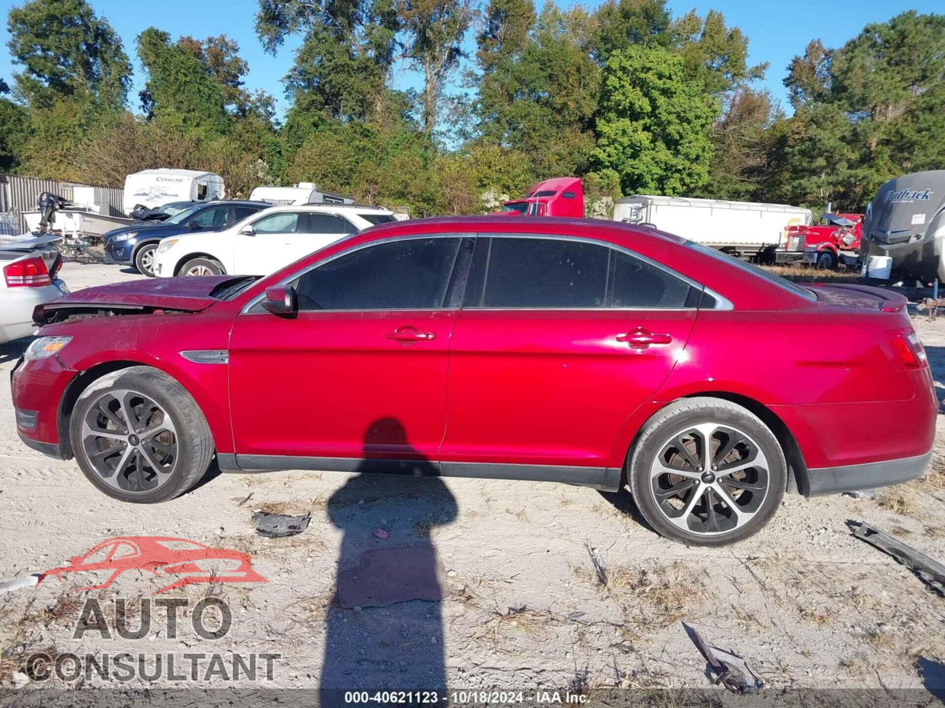 FORD TAURUS 2014 - 1FAHP2E81EG157355